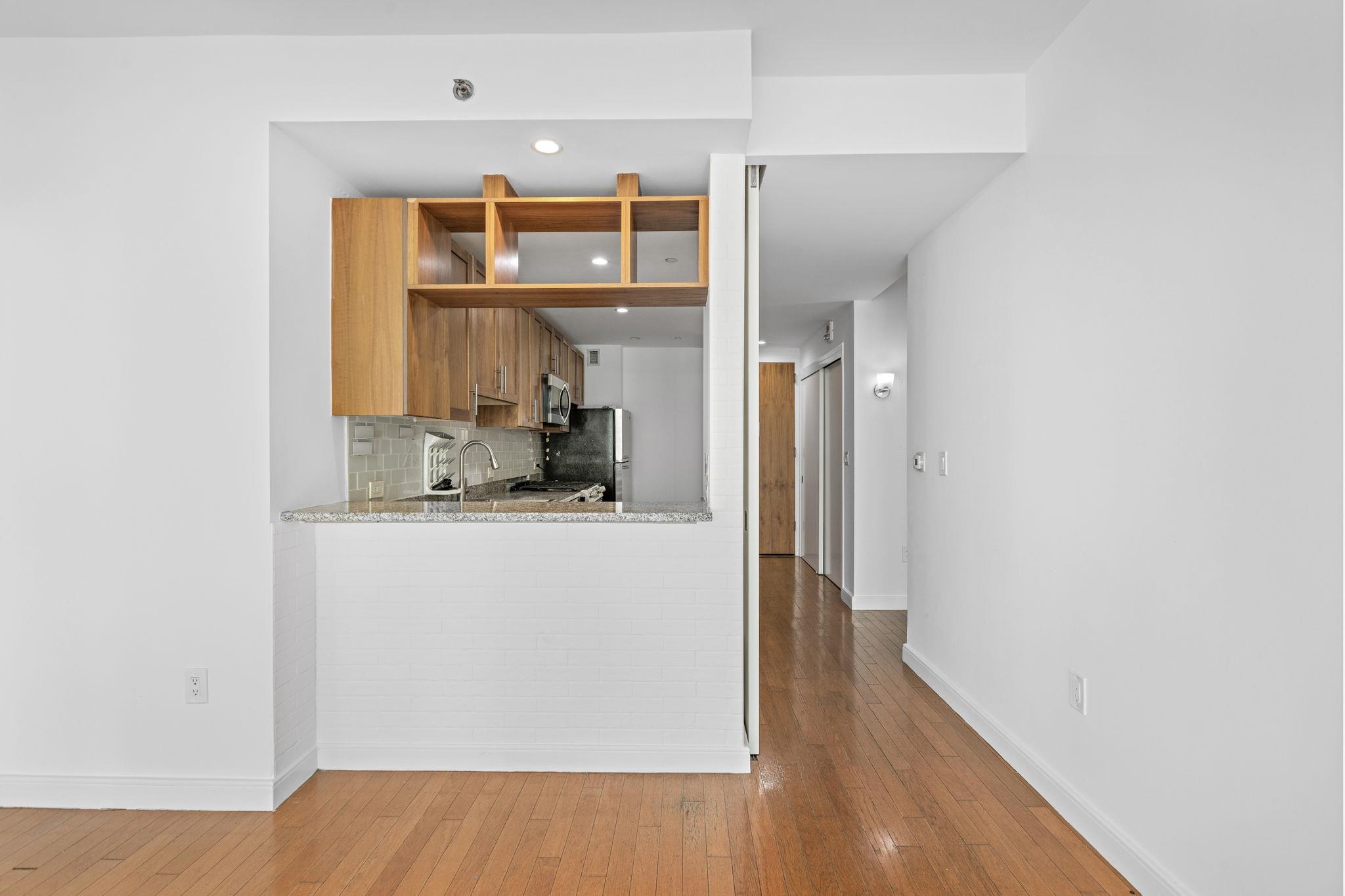Jersey City, New Jersey, 07310, United States, 2 Bedrooms Bedrooms, ,2 BathroomsBathrooms,Residential,For Sale,1874794