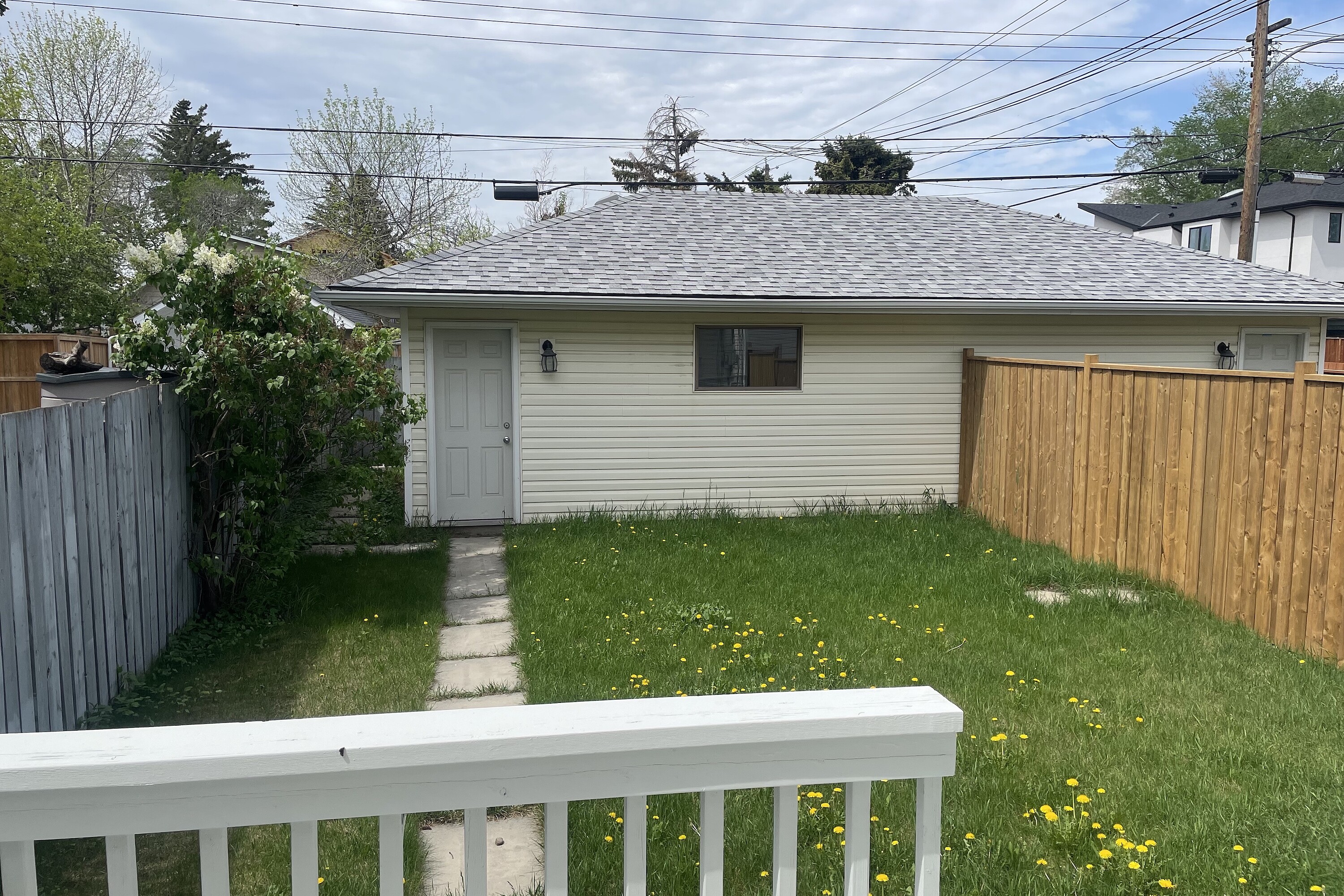  3103 39 Avenue SW, Calgary, AB - 物件實景