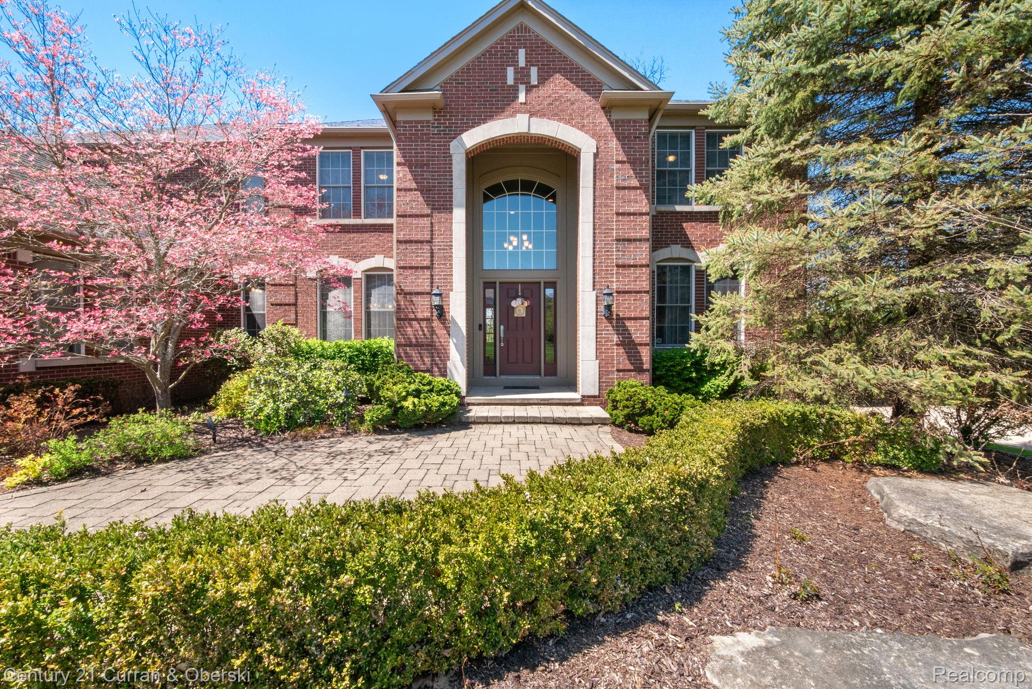 Northville, Michigan, 48168, United States, 5 Bedrooms Bedrooms, ,6 BathroomsBathrooms,Residential,For Sale,2048857