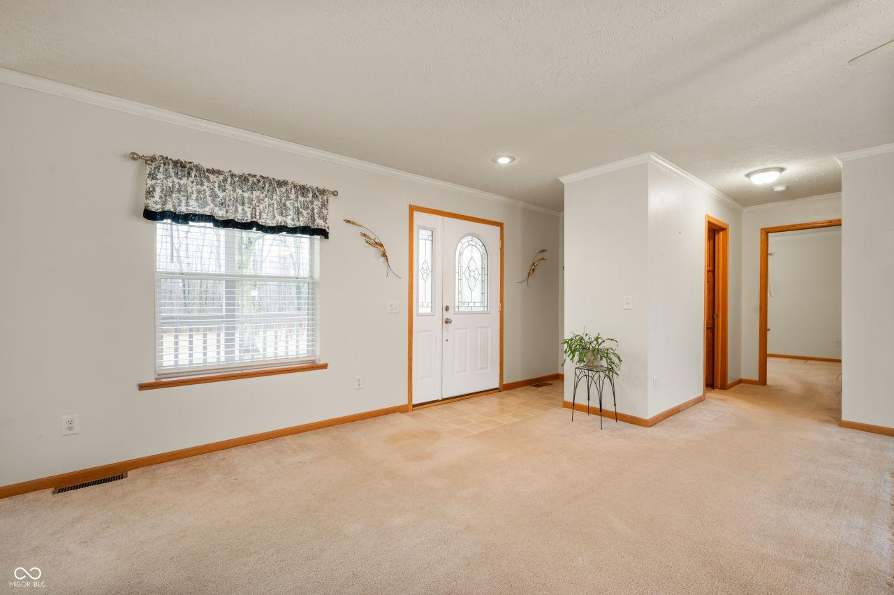 Alexandria, Indiana, 46001, United States, 3 Bedrooms Bedrooms, ,2 BathroomsBathrooms,Residential,For Sale,1728694