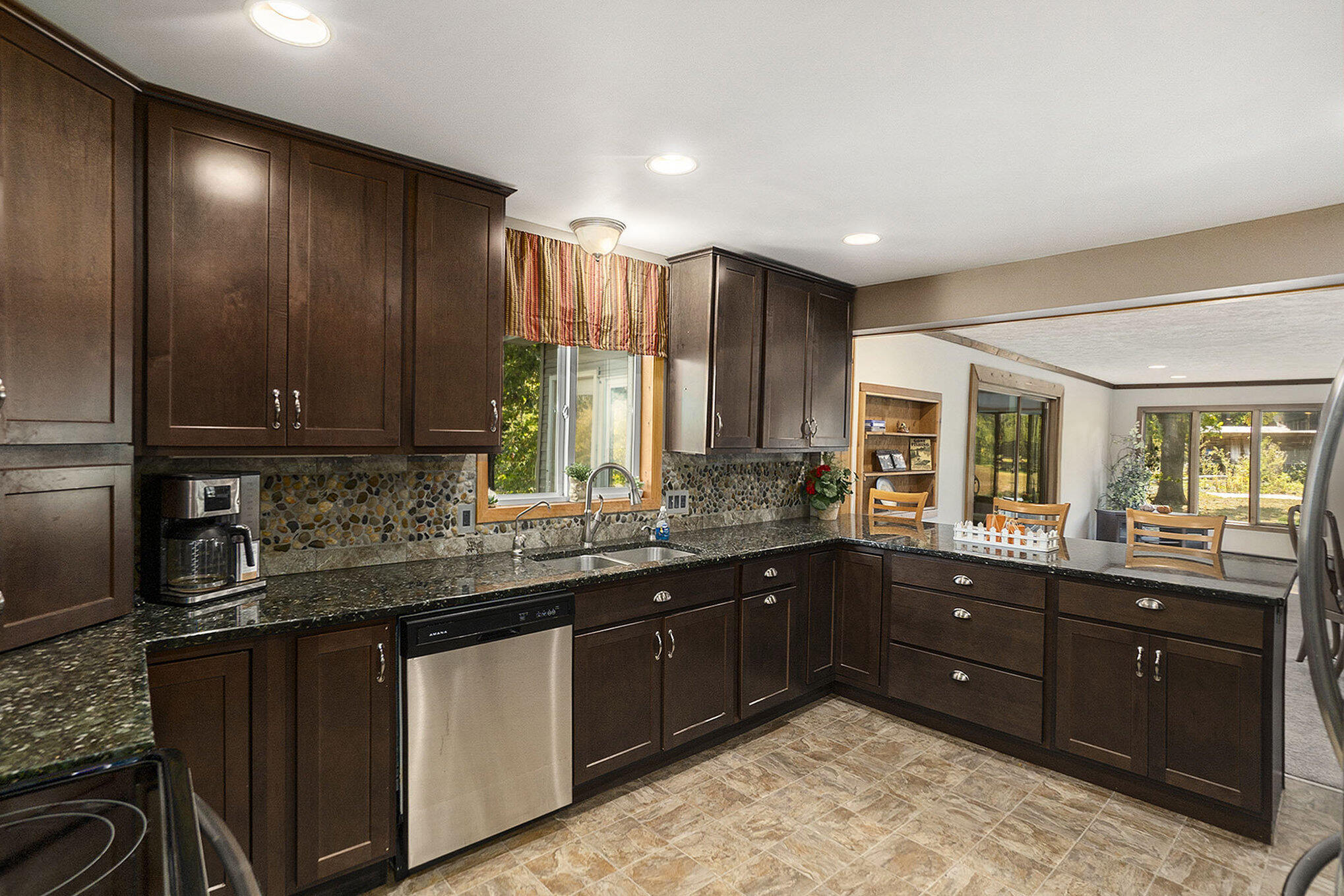 Newaygo, Michigan, 49337, United States, 5 Bedrooms Bedrooms, ,2 BathroomsBathrooms,Residential,For Sale,1982791