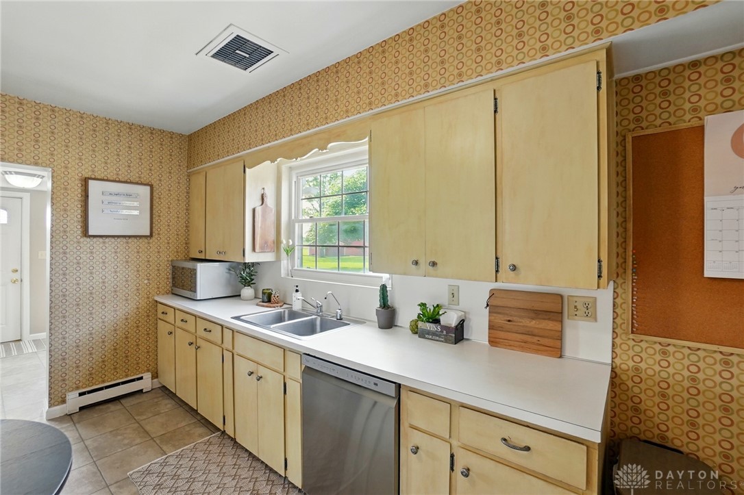 Covington, Ohio, 45318, United States, 2 Bedrooms Bedrooms, ,2 BathroomsBathrooms,Residential,For Sale,1890337