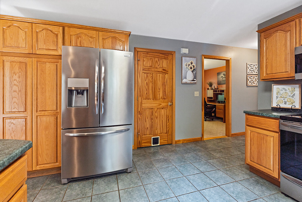 Palermo, Maine, 04354, United States, 3 Bedrooms Bedrooms, ,3 BathroomsBathrooms,Residential,For Sale,1885908