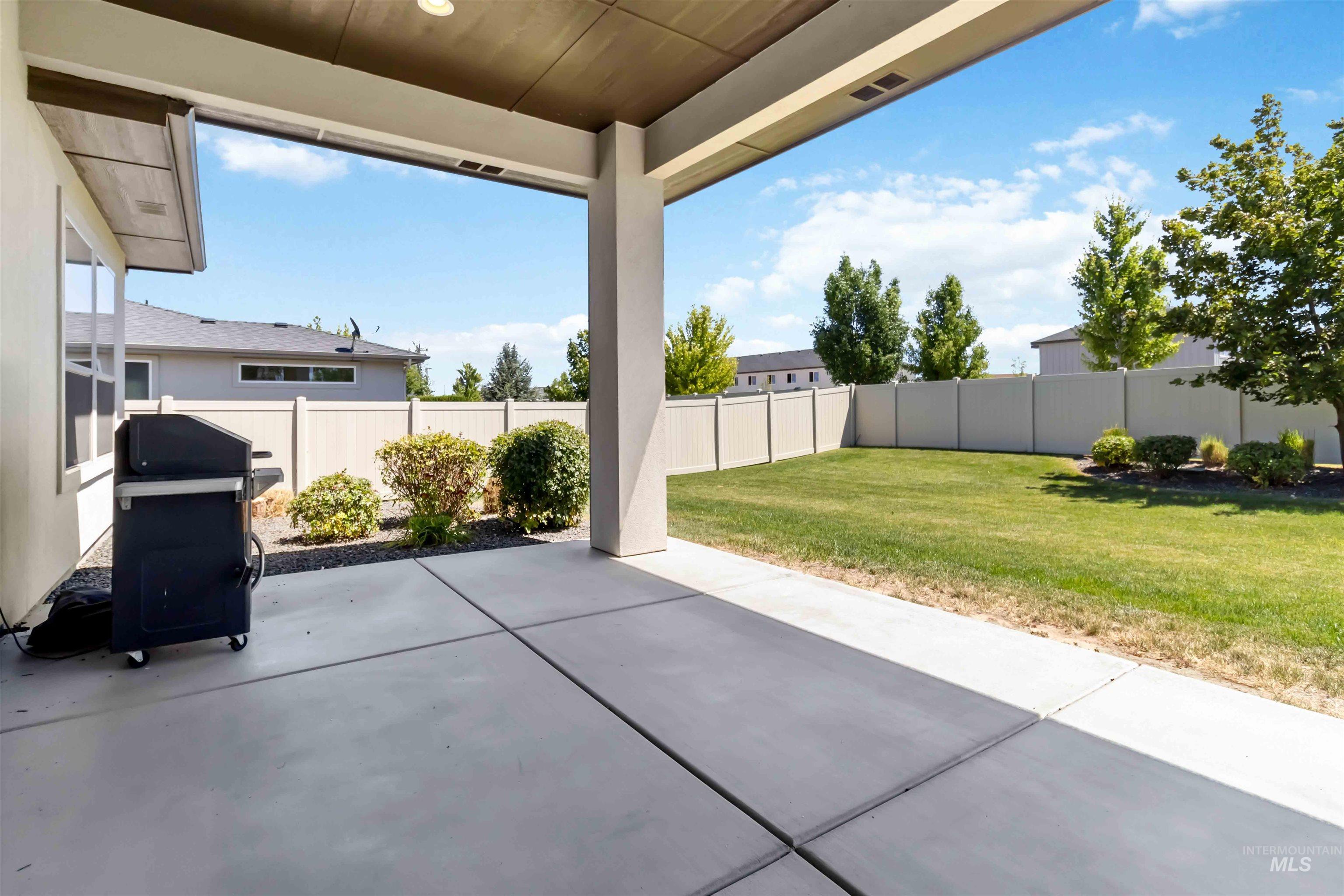 Meridian, Idaho, 83642, United States, 3 Bedrooms Bedrooms, ,3 BathroomsBathrooms,Residential,For Sale,1890290