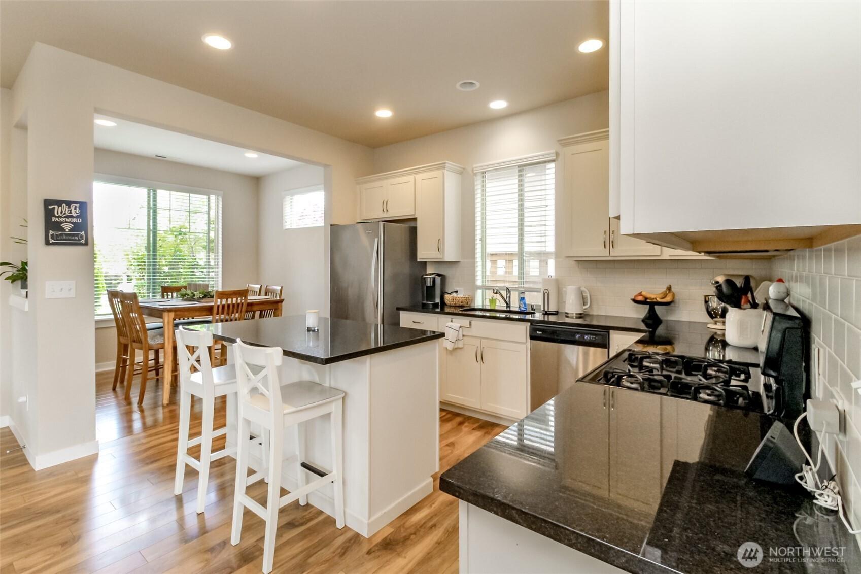 OLYMPIA, Washington, 98502, United States, 3 Bedrooms Bedrooms, ,3 BathroomsBathrooms,Residential,For Sale,1874545