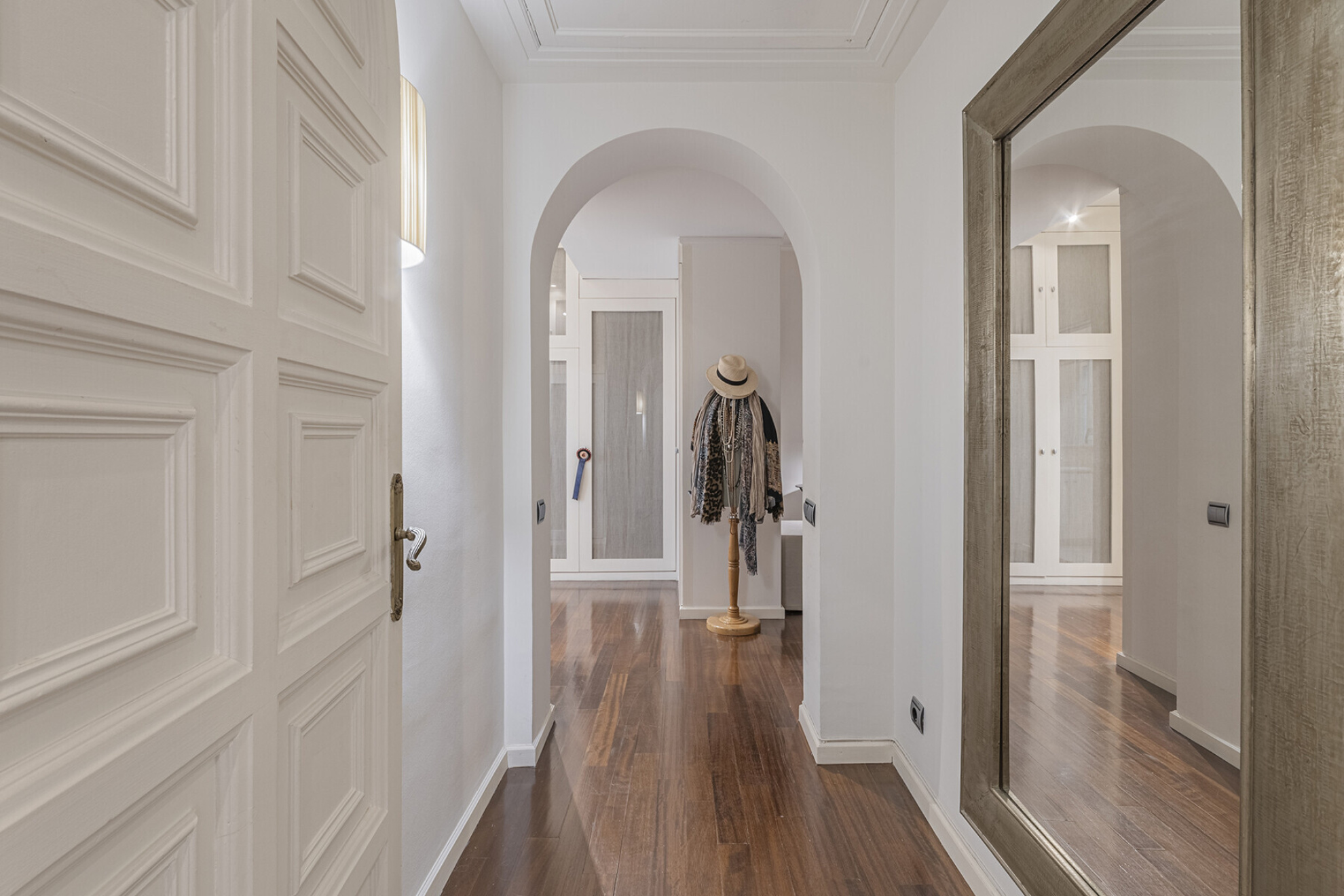  Elegant property in a stately estate on Avenida Diagonal - 物件實景