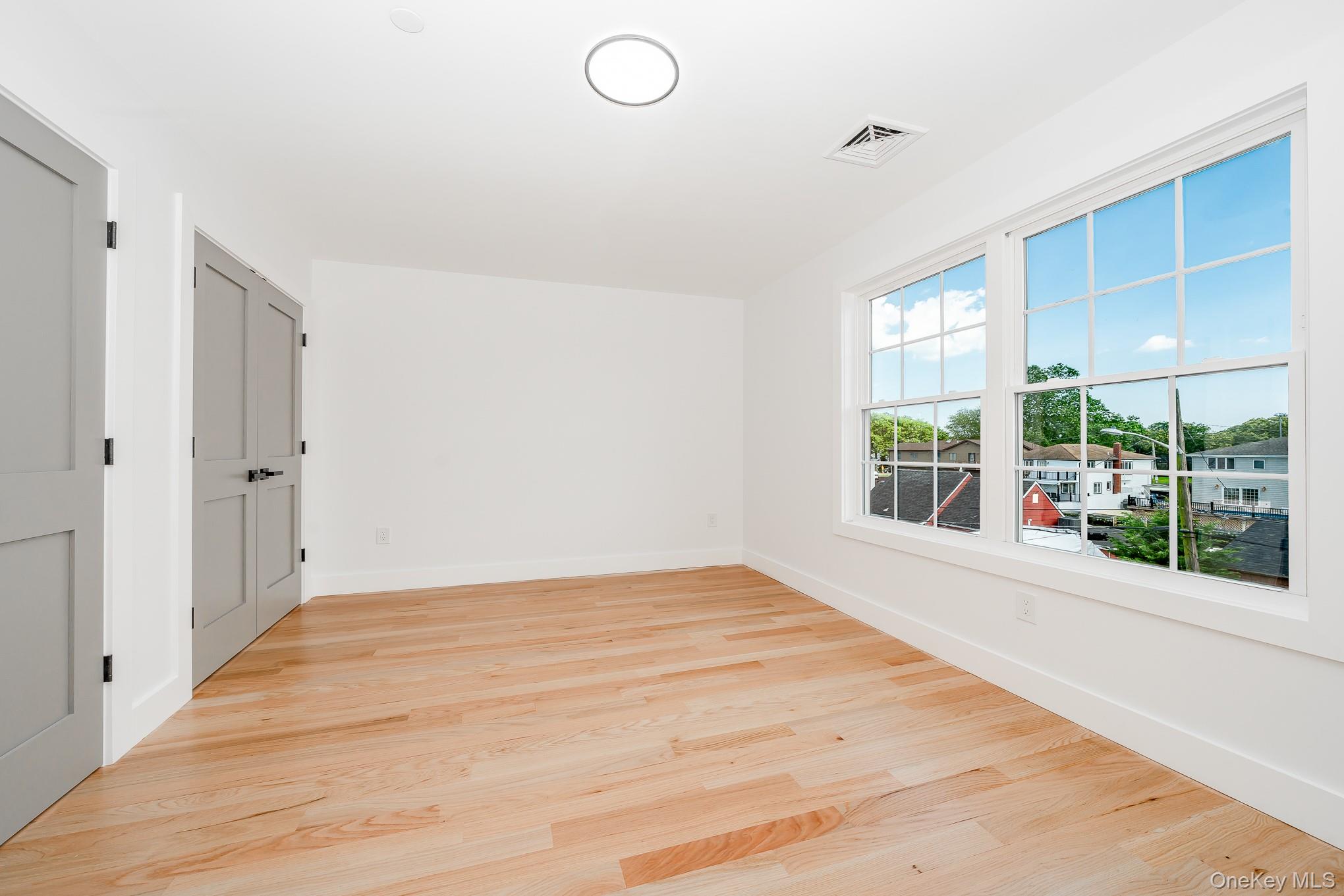 Bellmore, New York, 11710, United States, 5 Bedrooms Bedrooms, ,3 BathroomsBathrooms,Residential,For Sale,1977059