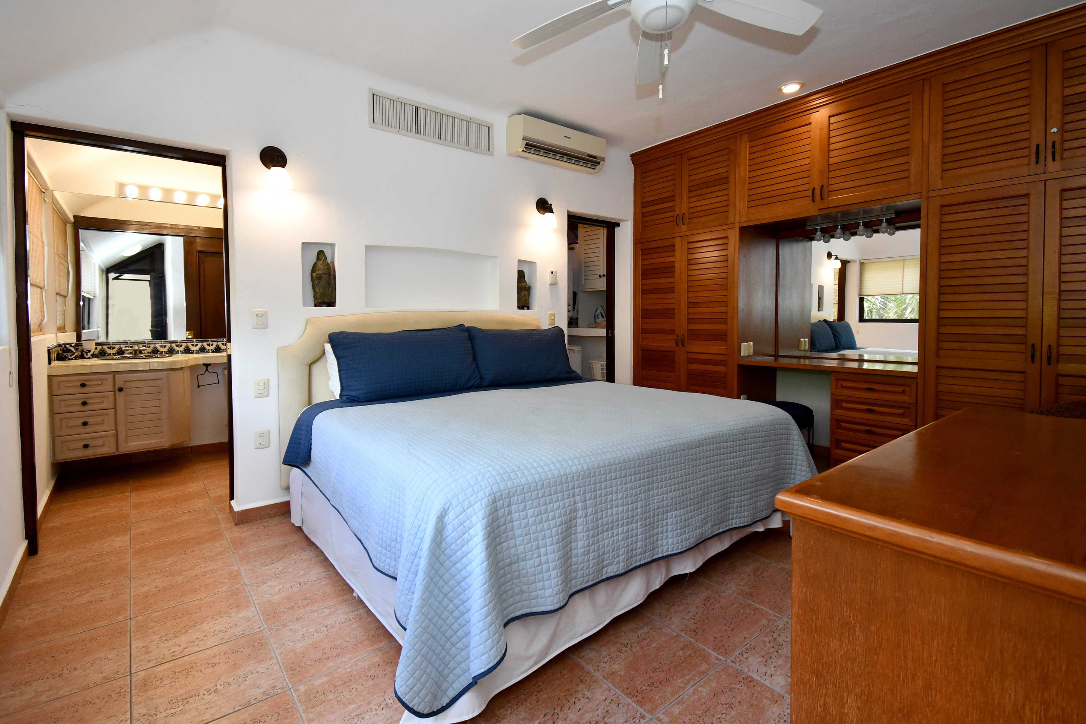  Royal Palms Condo - 物件實景