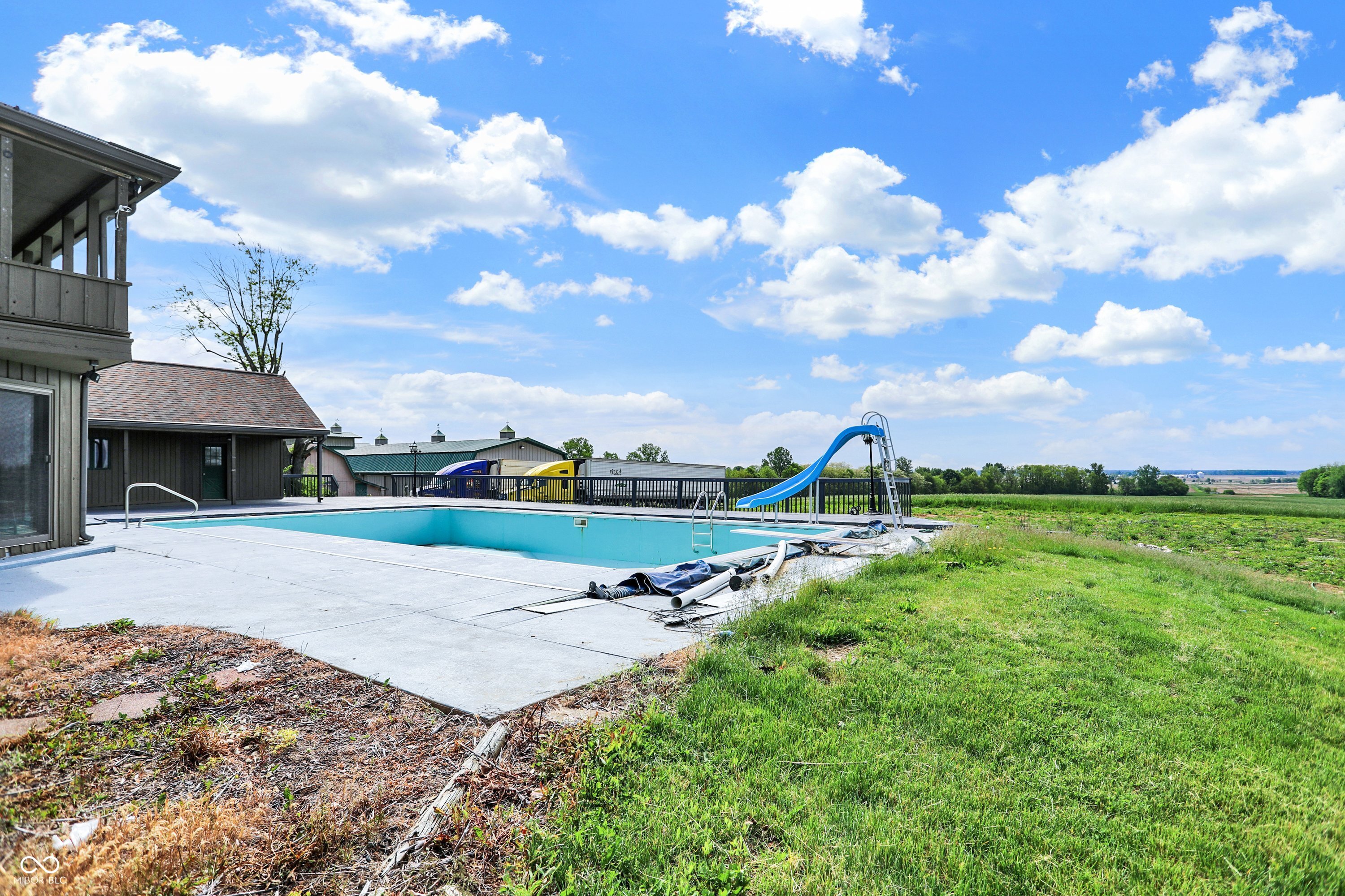 Edinburgh, Indiana, 46124, United States, 3 Bedrooms Bedrooms, ,3 BathroomsBathrooms,Residential,For Sale,1935669