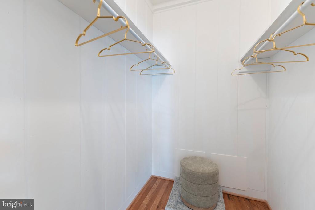 Takoma Park, Maryland, 20912, United States, 2 Bedrooms Bedrooms, ,2 BathroomsBathrooms,Residential,For Sale,1974718