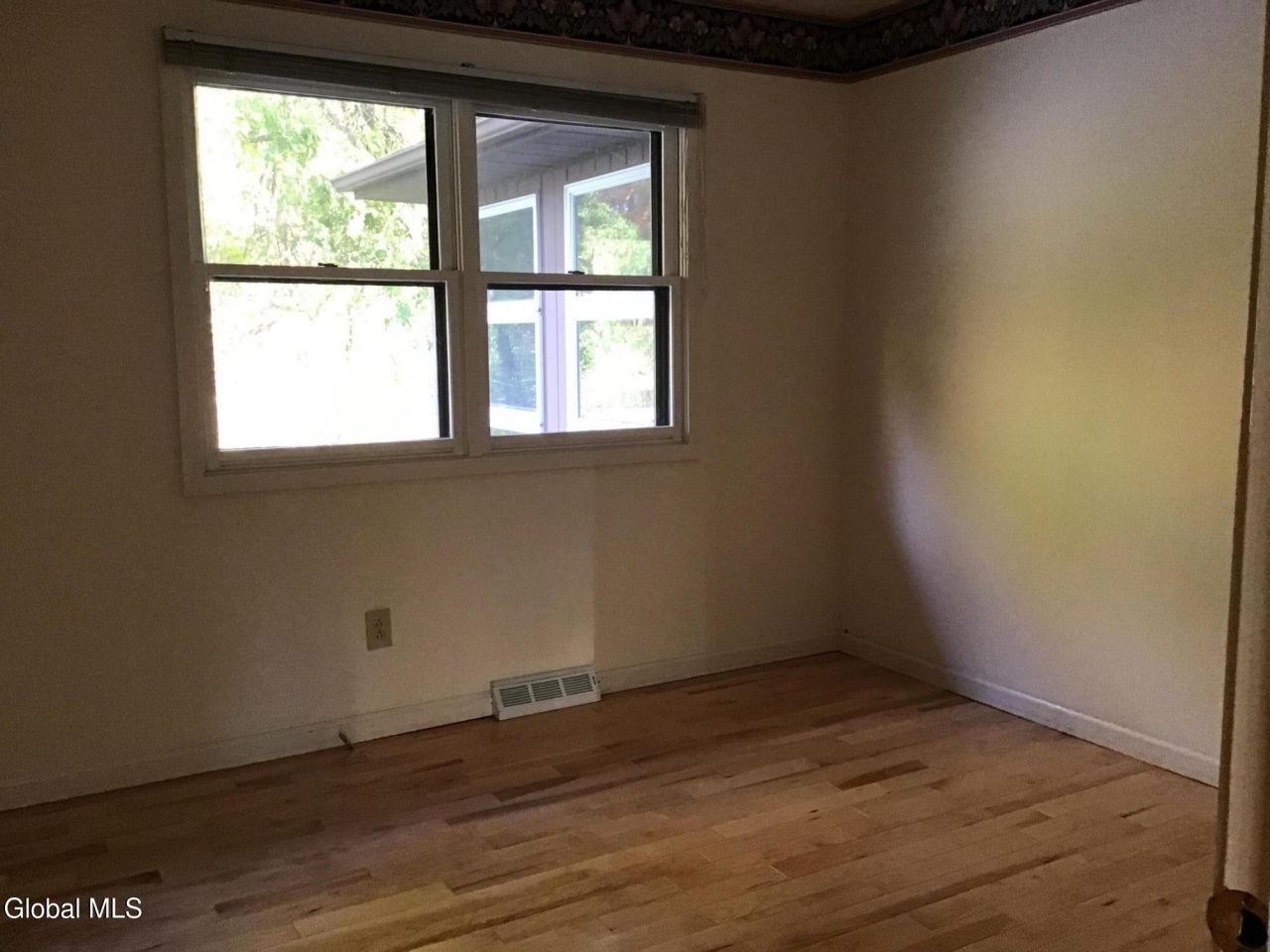 Loudonville, New York, 12211, United States, 4 Bedrooms Bedrooms, ,3 BathroomsBathrooms,Residential,For Sale,1994671