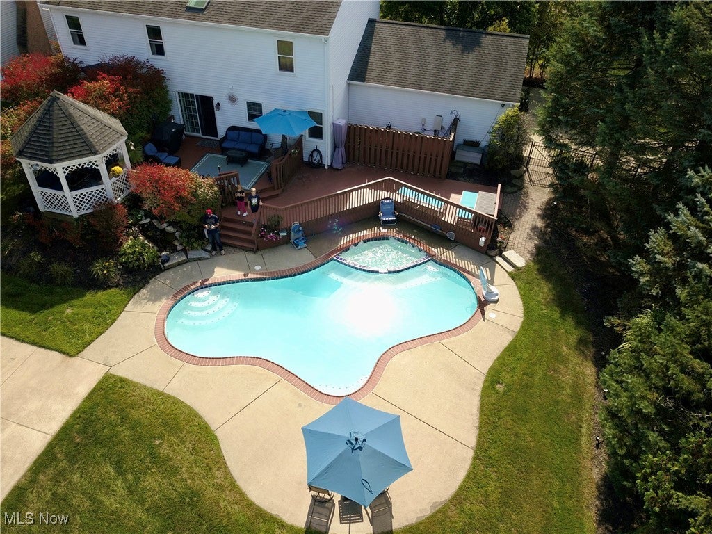 Solon, Ohio, 44139, United States, 4 Bedrooms Bedrooms, ,3 BathroomsBathrooms,Residential,For Sale,1981098