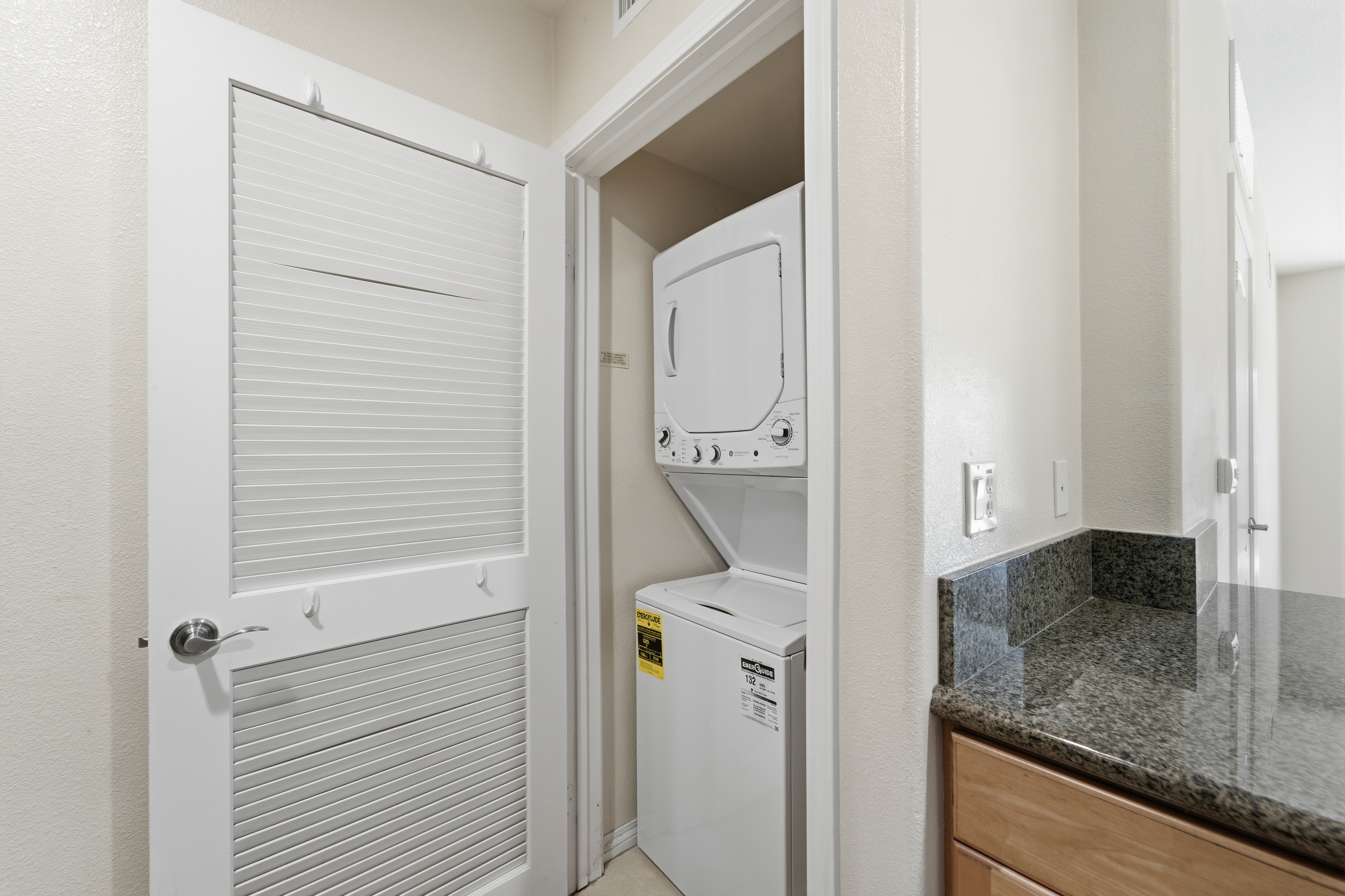  2750 Artesia Boulevard, Redondo Beach, CA 90278 - 物件實景