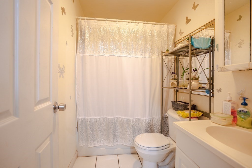 279 Chelsea St Street, Boston, Massachusetts, 02128, United States, 9 Bedrooms Bedrooms, ,3 BathroomsBathrooms,Residential,For Sale,279 Chelsea St Street,1009845