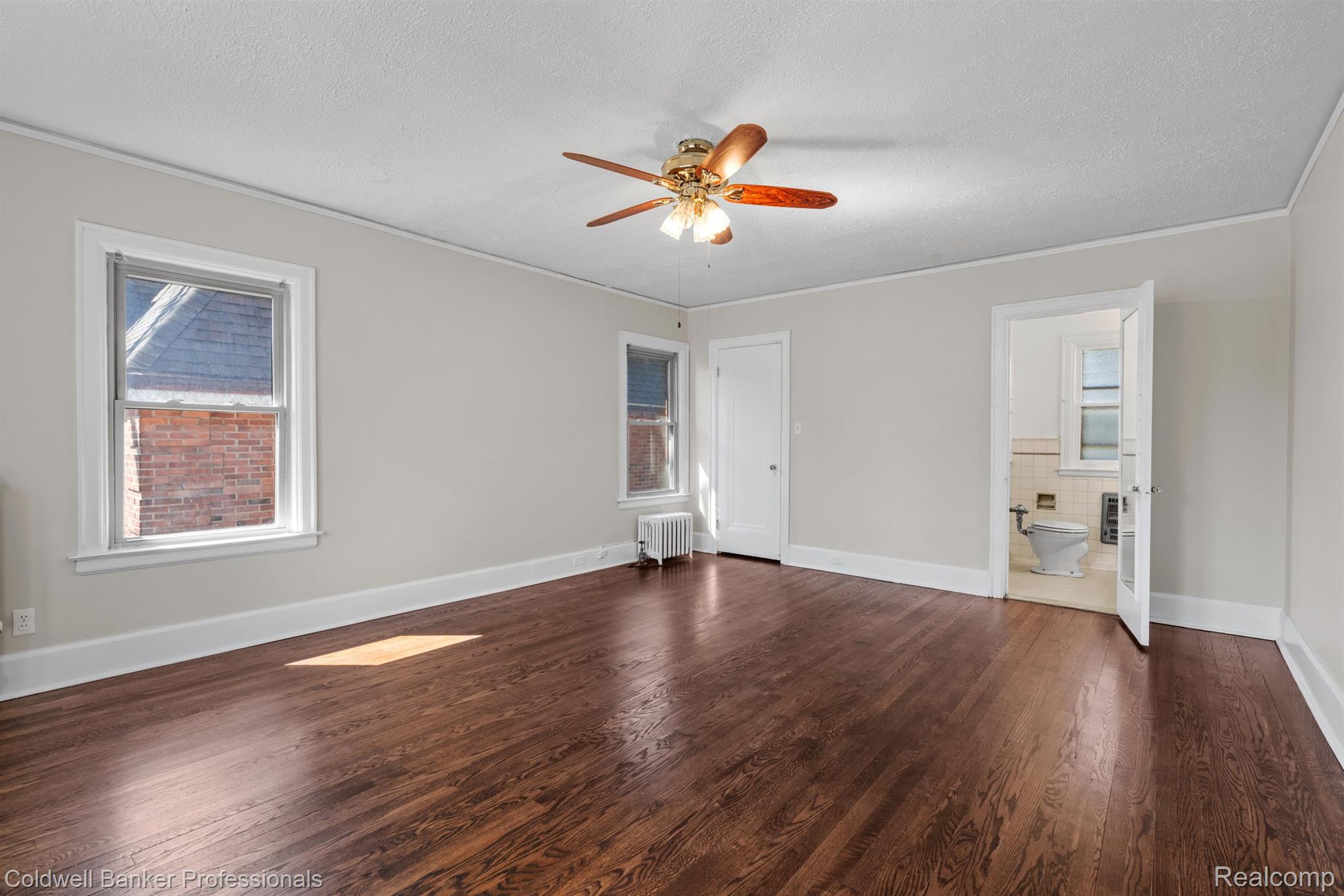 Detroit, Michigan, 48221, United States, 4 Bedrooms Bedrooms, ,5 BathroomsBathrooms,Residential,For Sale,1947184