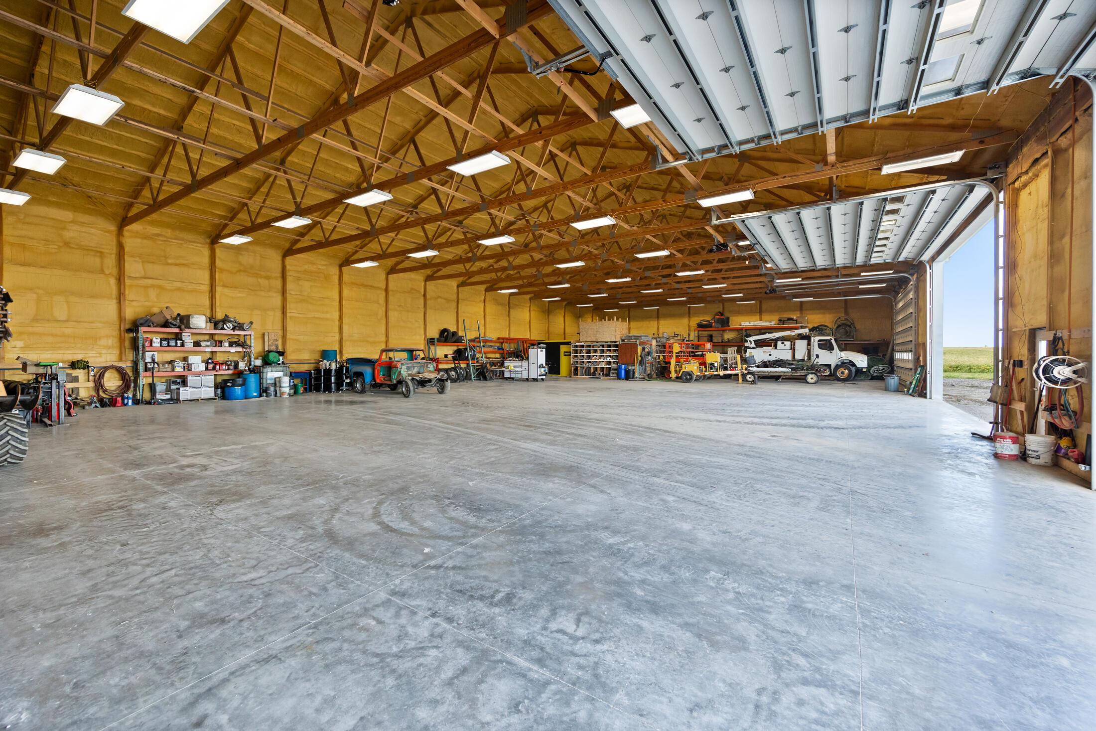 Madrid, Iowa, 50156, United States, 6 Bedrooms Bedrooms, ,5 BathroomsBathrooms,Residential,For Sale,2005083