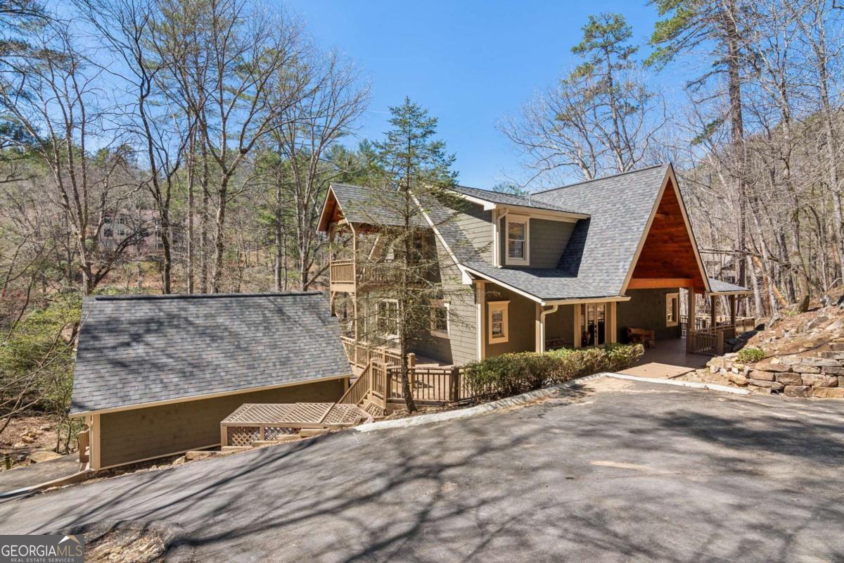 Ellijay, Georgia, 30536, United States, 5 Bedrooms Bedrooms, ,4 BathroomsBathrooms,Residential,For Sale,1880037
