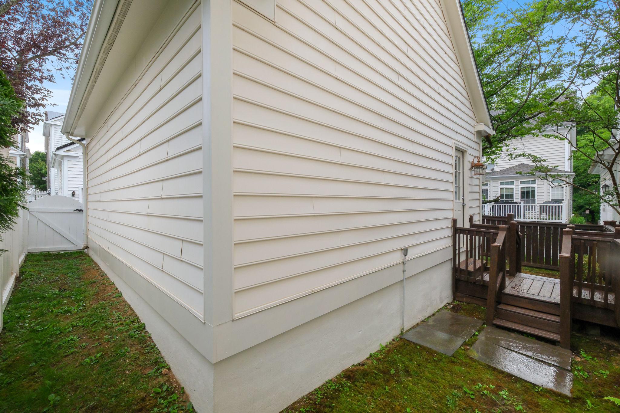  845 Lake Varuna Drive, Gaithersburg, MD, 20878 - 物件實景