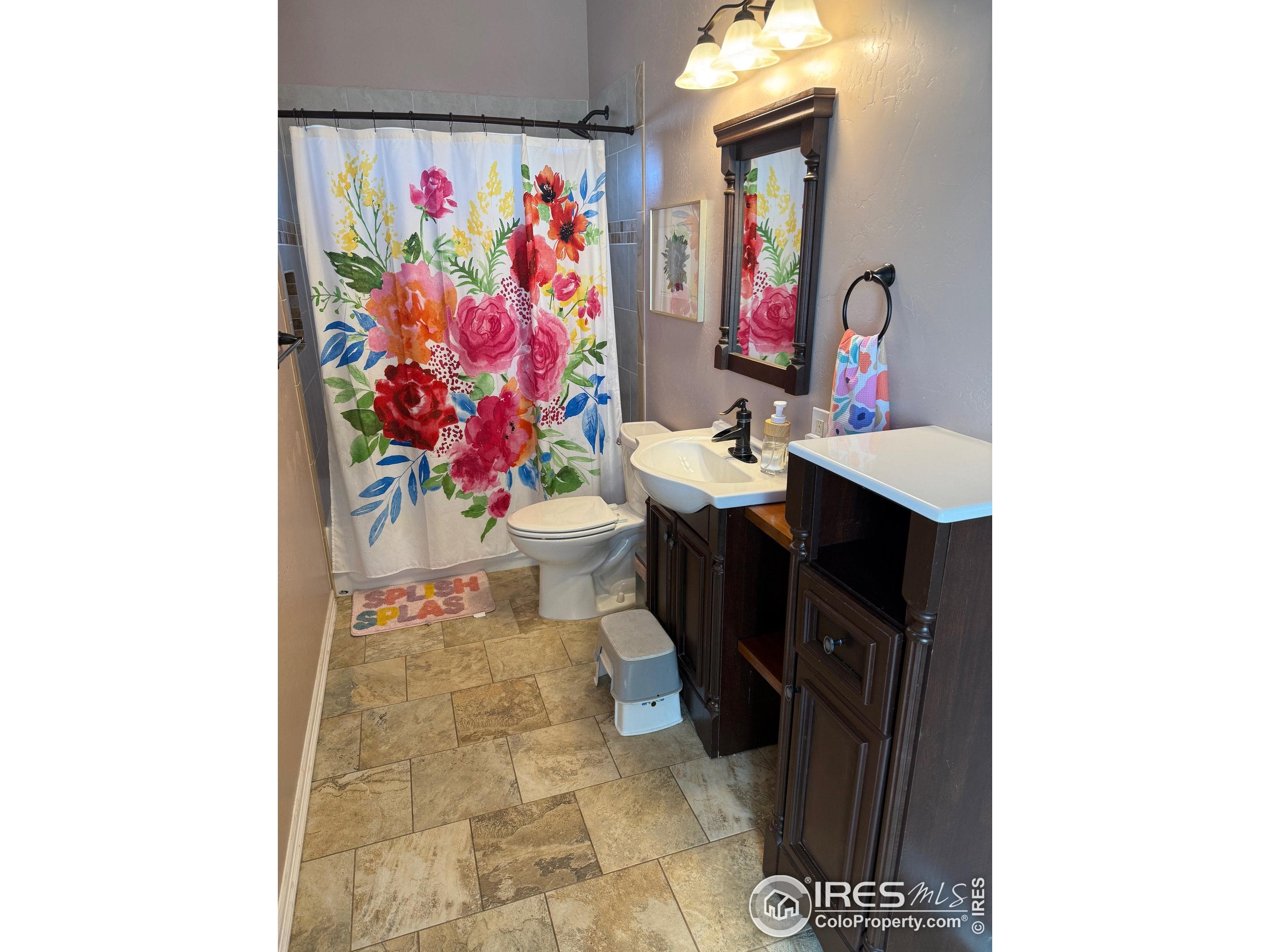 Fort Morgan, Colorado, 80701, United States, 3 Bedrooms Bedrooms, ,4 BathroomsBathrooms,Residential,For Sale,1973911