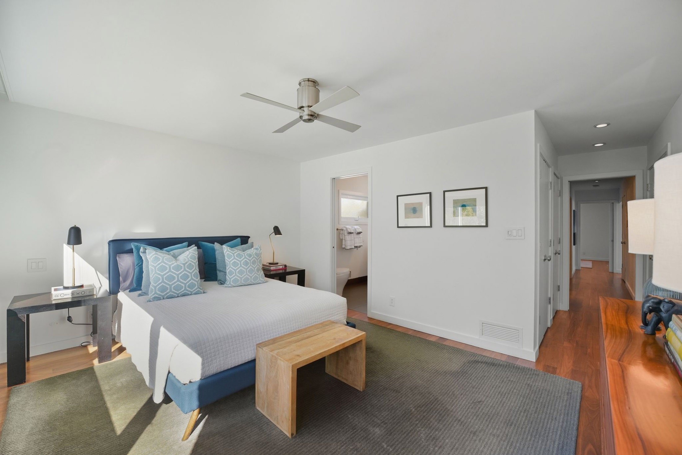  Magazine-worthy Mid-century Modern Retreat in the Heart of Morningside - 物件實景