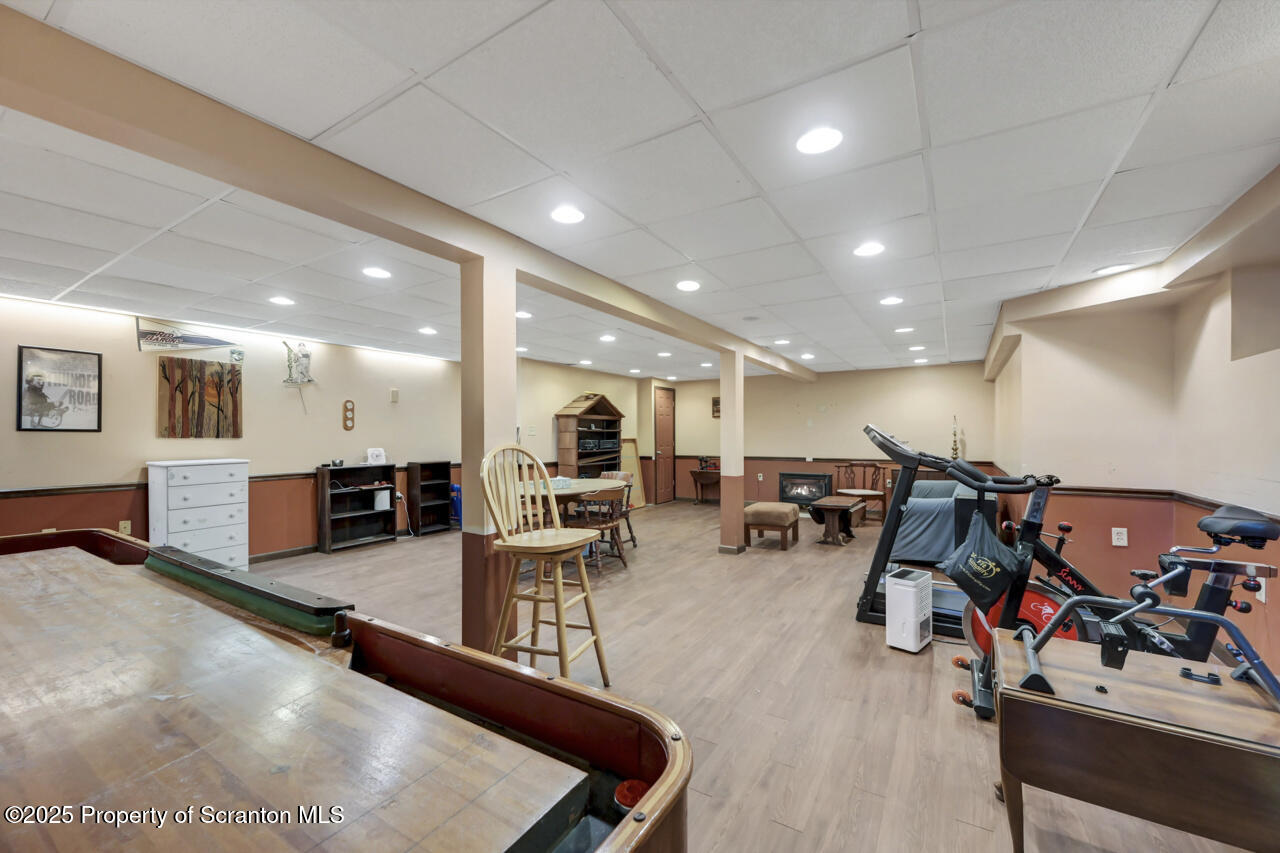 Moscow, Pennsylvania, 18444, United States, 4 Bedrooms Bedrooms, ,3 BathroomsBathrooms,Residential,For Sale,1999733