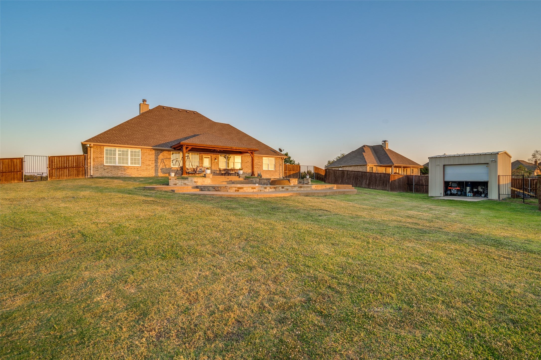 Oak Ridge, Texas, 75142, United States, 3 Bedrooms Bedrooms, ,3 BathroomsBathrooms,Residential,For Sale,1976084