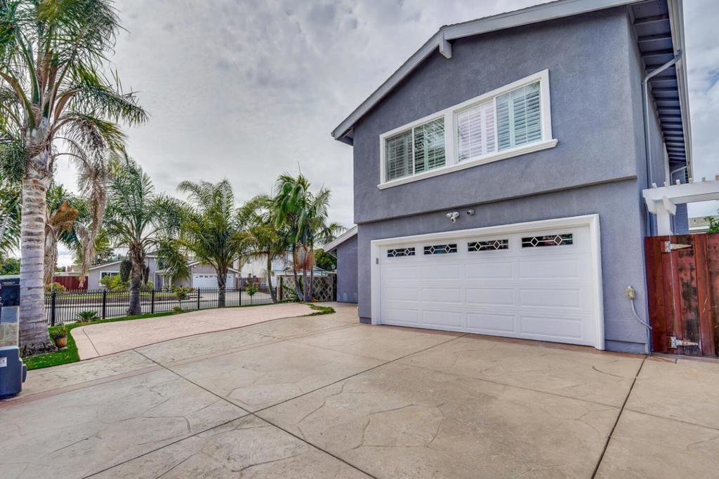 Union City, California, 94587, United States, 4 Bedrooms Bedrooms, ,3 BathroomsBathrooms,Residential,For Sale,1978572