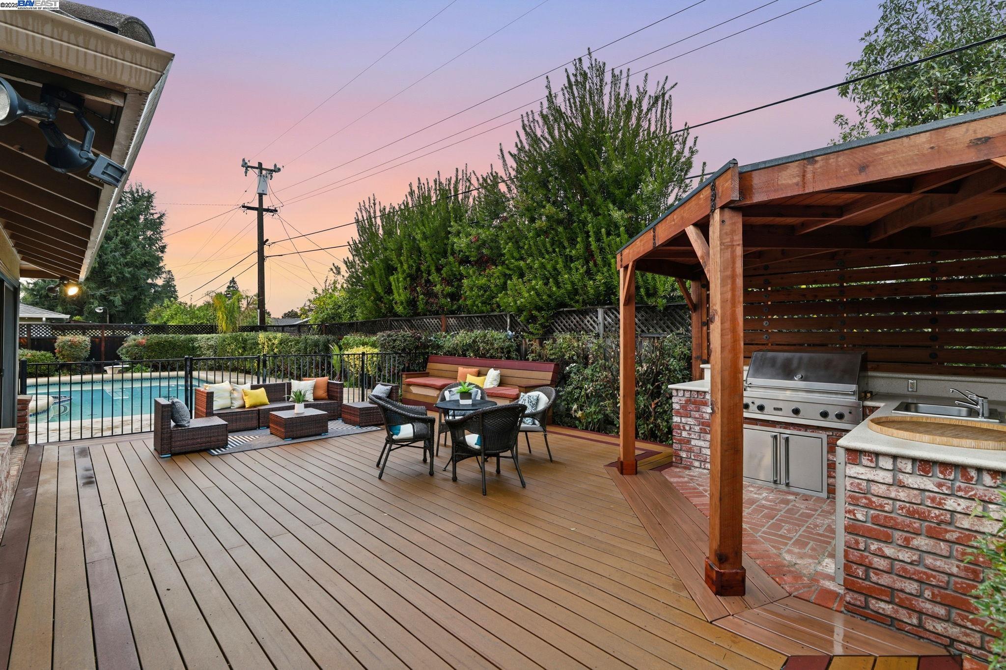 Fremont, California, 94536, United States, 3 Bedrooms Bedrooms, ,2 BathroomsBathrooms,Residential,For Sale,1992910