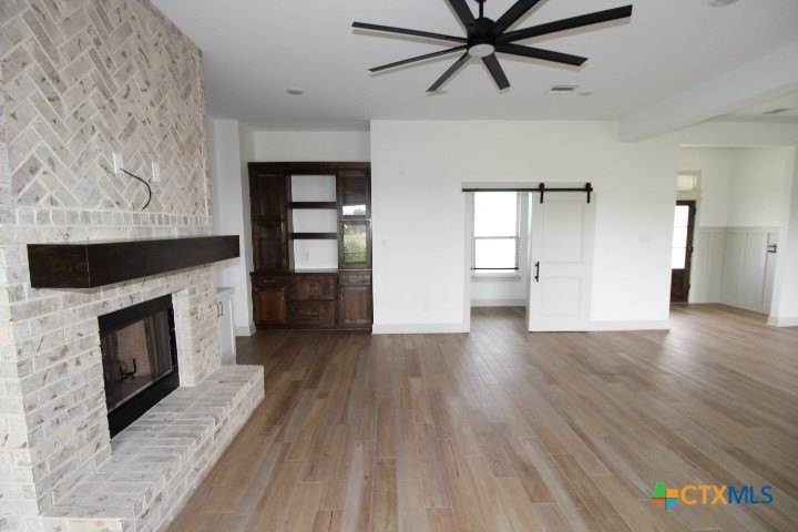 Salado, Texas, 76571, United States, 3 Bedrooms Bedrooms, ,3 BathroomsBathrooms,Residential,For Sale,1980220