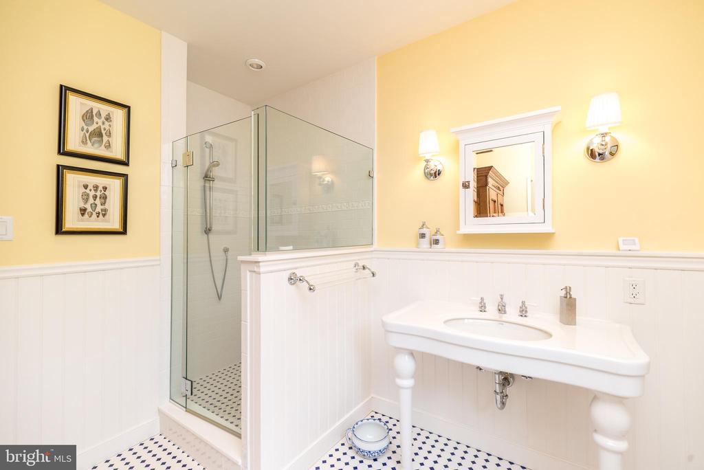Point Pleasant, Pennsylvania, 18950, United States, 4 Bedrooms Bedrooms, ,6 BathroomsBathrooms,Residential,For Sale,1794565