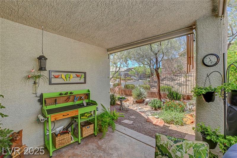 Las Vegas, Nevada, 89138, United States, 3 Bedrooms Bedrooms, ,1 BathroomBathrooms,Residential,For Sale,1861755