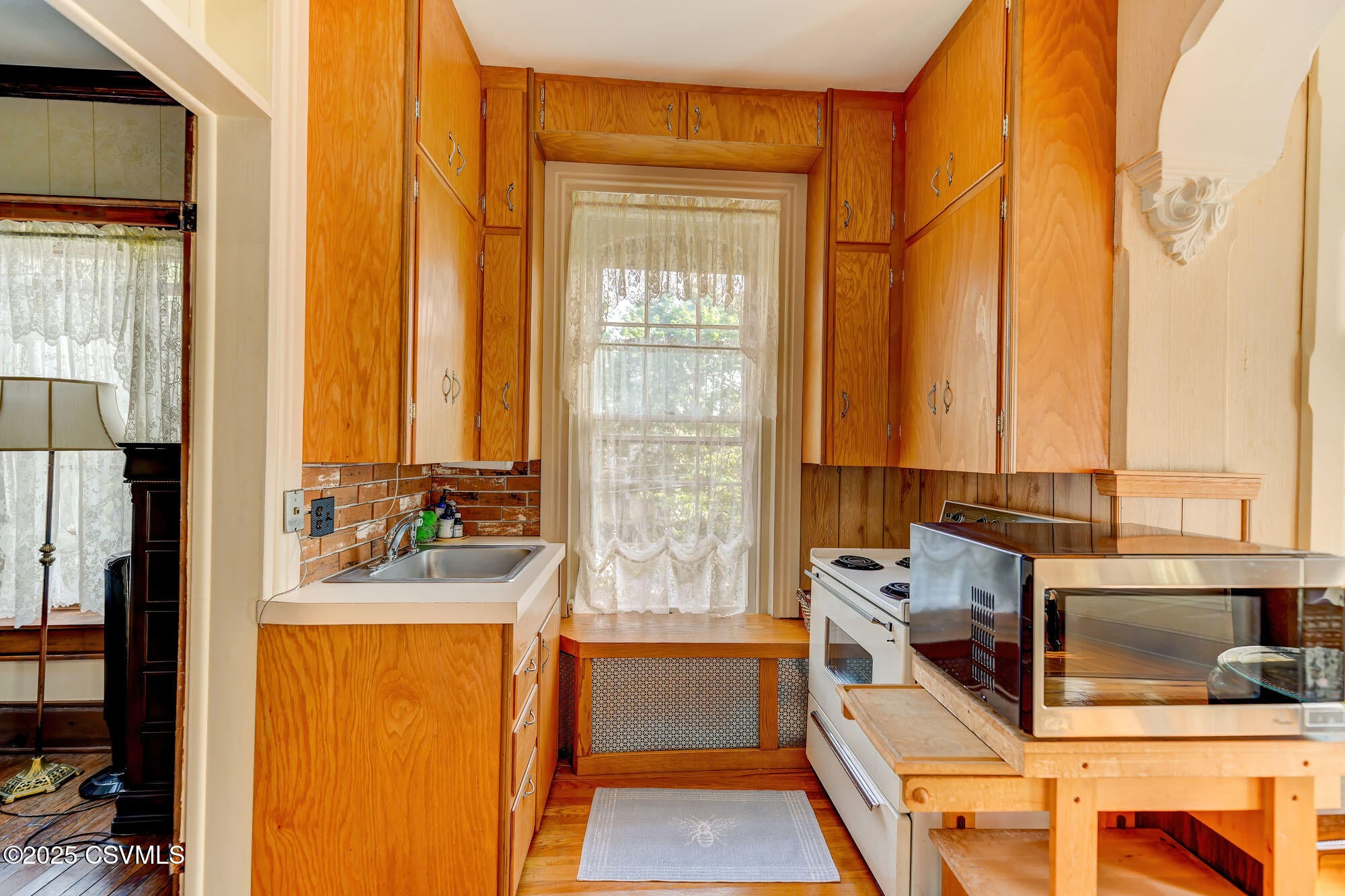 Bloomsburg, Pennsylvania, 17815, United States, 6 Bedrooms Bedrooms, ,3 BathroomsBathrooms,Residential,For Sale,1982925