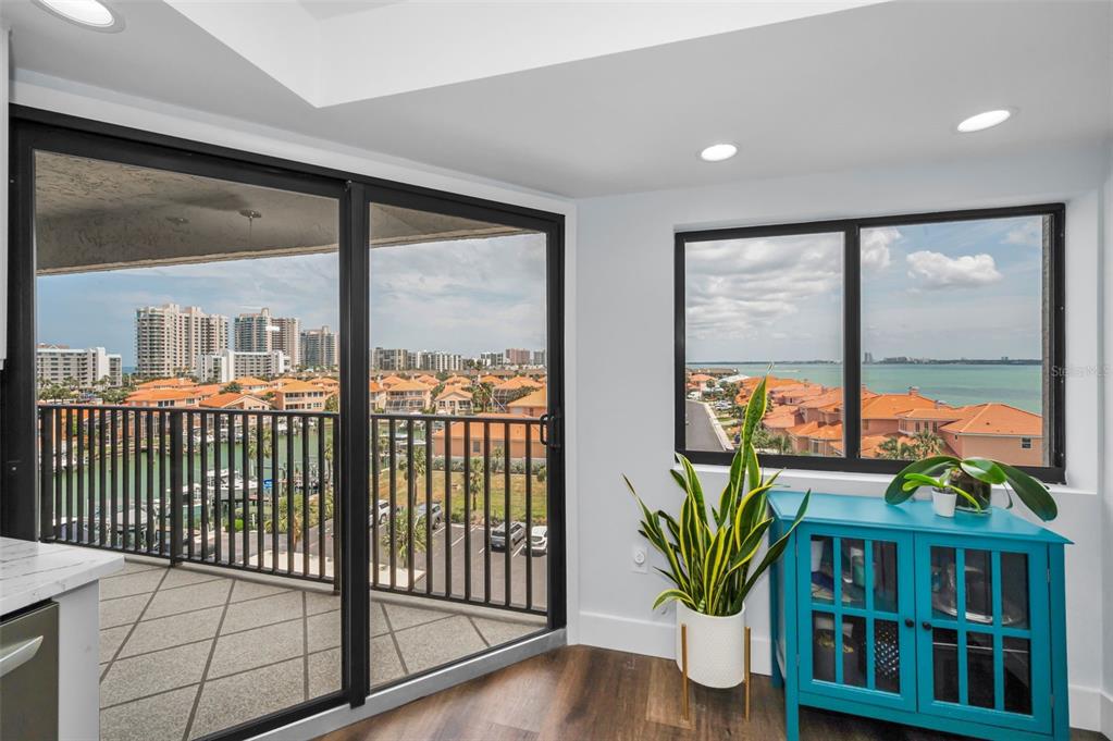 Clearwater Beach, Florida, 33767, United States, 2 Bedrooms Bedrooms, ,2 BathroomsBathrooms,Residential,For Sale,1786658