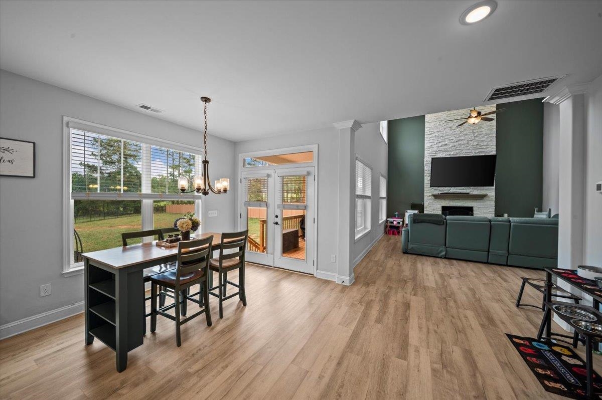 Campobello, South Carolina, 29322, United States, 5 Bedrooms Bedrooms, ,4 BathroomsBathrooms,Residential,For Sale,1978030