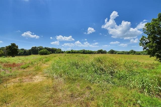 Braggs, Oklahoma, 74423, United States, 3 Bedrooms Bedrooms, ,2 BathroomsBathrooms,Residential,For Sale,1981924