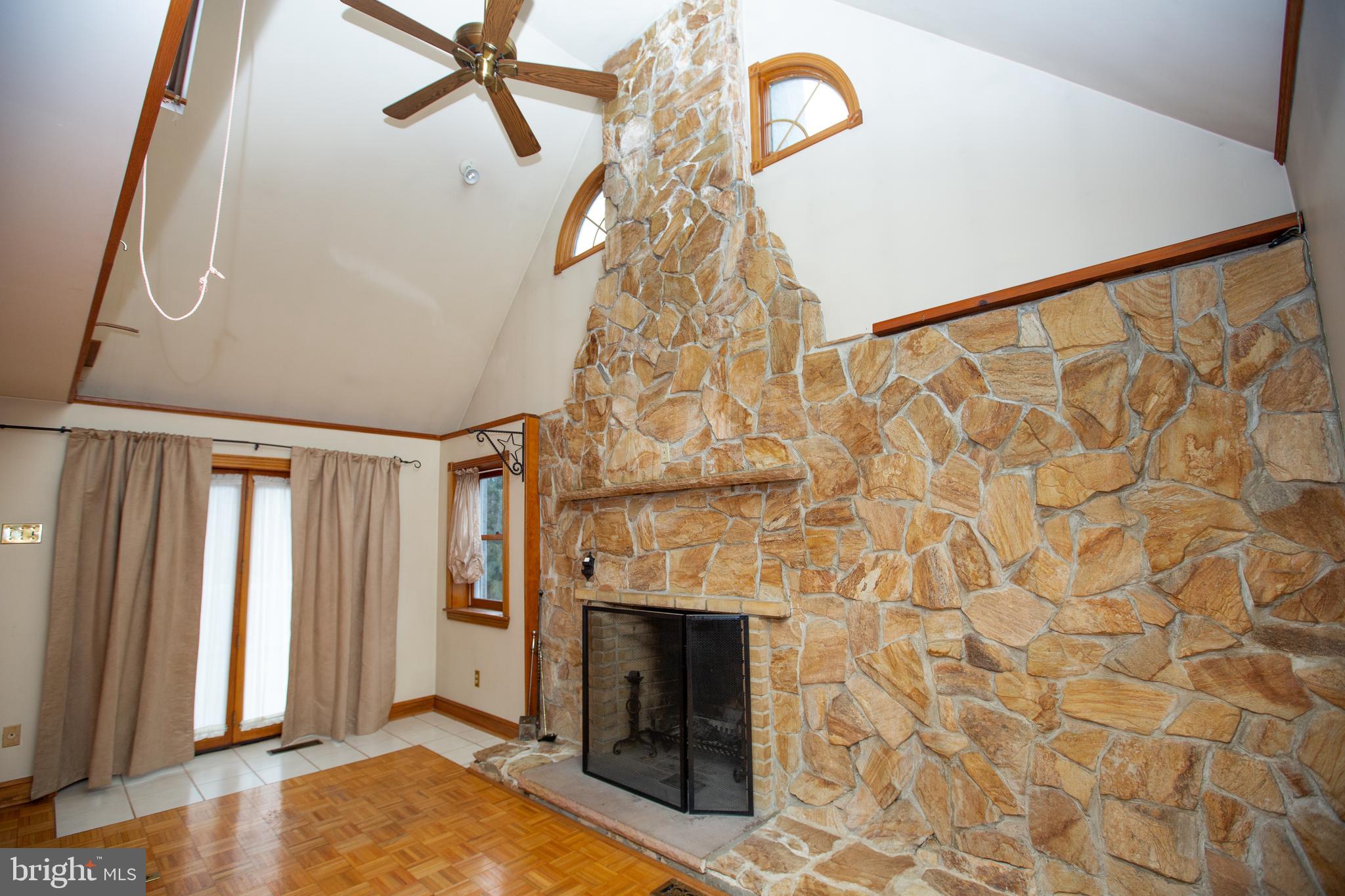 GLENSIDE, Pennsylvania, 19038, United States, 3 Bedrooms Bedrooms, ,3 BathroomsBathrooms,Residential,For Sale,2006101