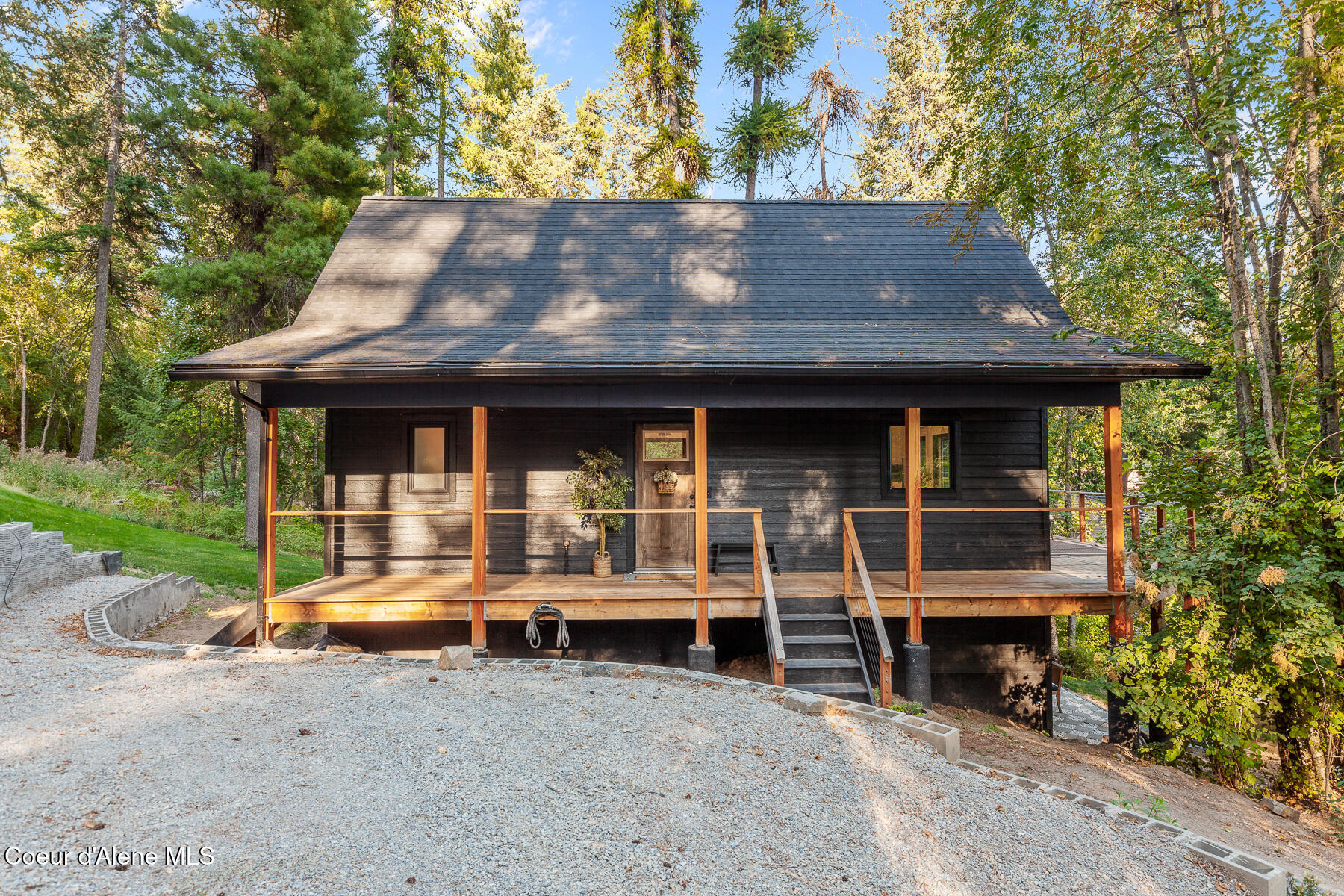 Hayden, Idaho, 83835, United States, 6 Bedrooms Bedrooms, ,5 BathroomsBathrooms,Residential,For Sale,1983867