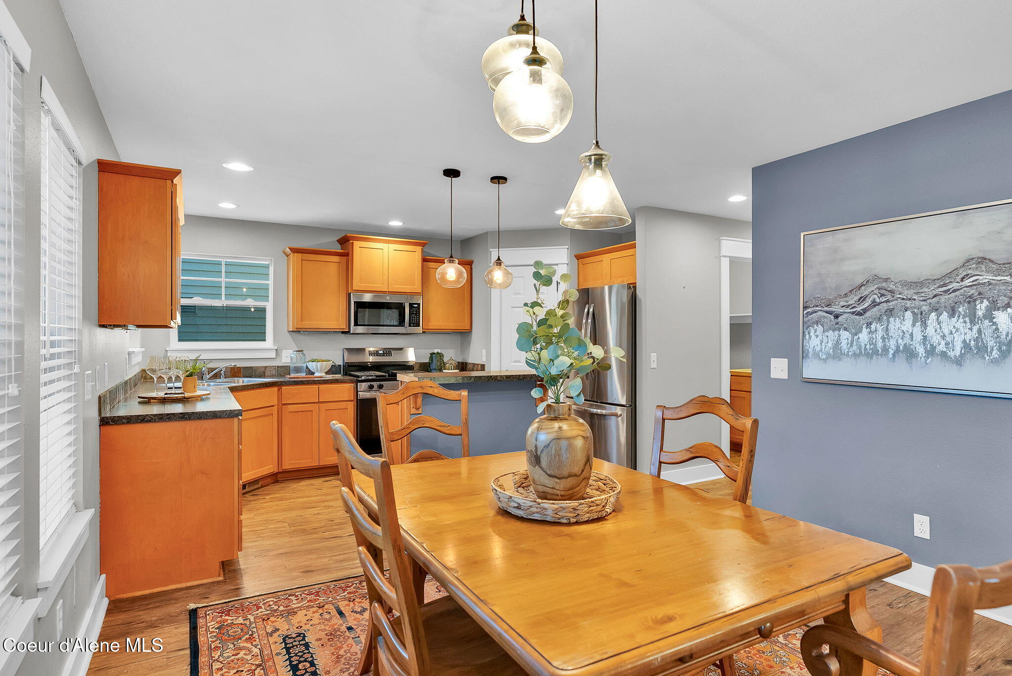 Coeur D'alene, Idaho, 83815, United States, 3 Bedrooms Bedrooms, ,2 BathroomsBathrooms,Residential,For Sale,1965651