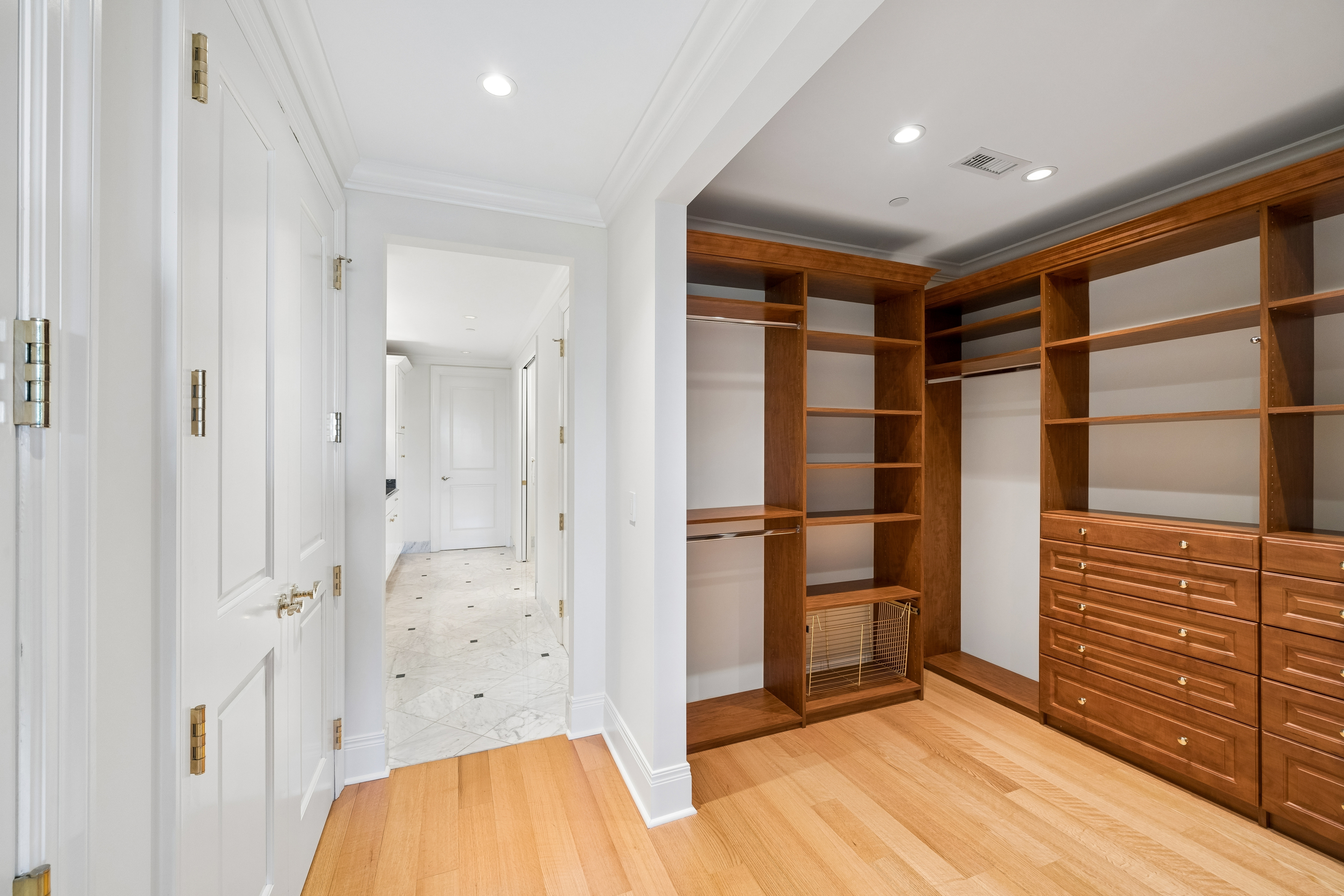  2 Laurens Street Unit 2C - 物件實景