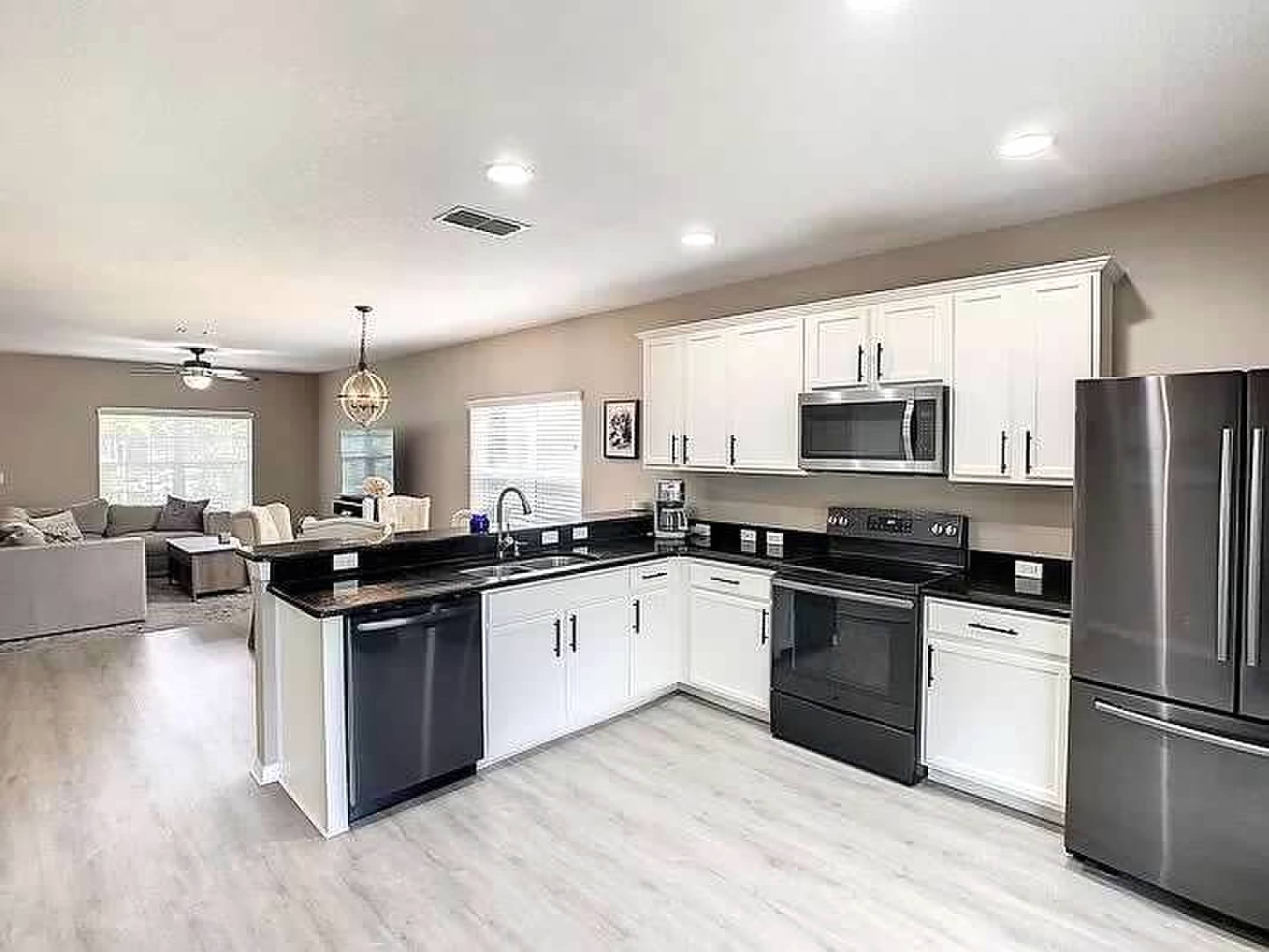 Winter Garden, Florida, 34787, United States, 5 Bedrooms Bedrooms, ,3 BathroomsBathrooms,Residential,For Sale,1935885