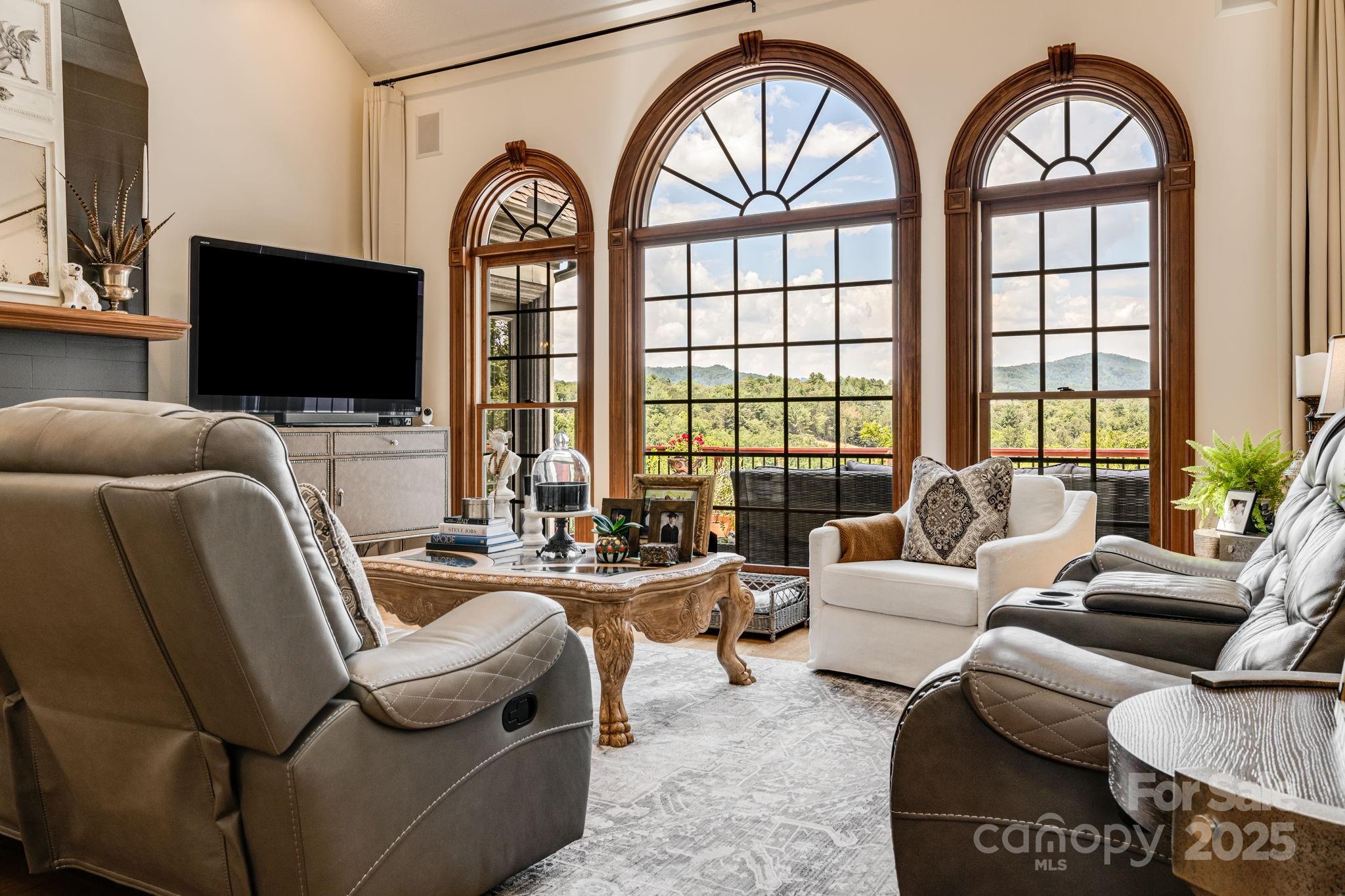 Fletcher, North Carolina, 28732, United States, 5 Bedrooms Bedrooms, ,7 BathroomsBathrooms,Residential,For Sale,1895322