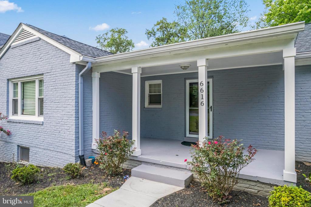 Falls Church, Virginia, 22043, United States, 5 Bedrooms Bedrooms, ,3 BathroomsBathrooms,Residential,For Sale,1977846