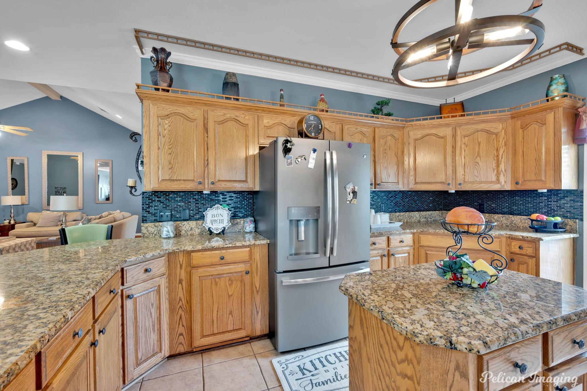 Natchitoches, Louisiana, 71457, United States, 5 Bedrooms Bedrooms, ,3 BathroomsBathrooms,Residential,For Sale,1993825