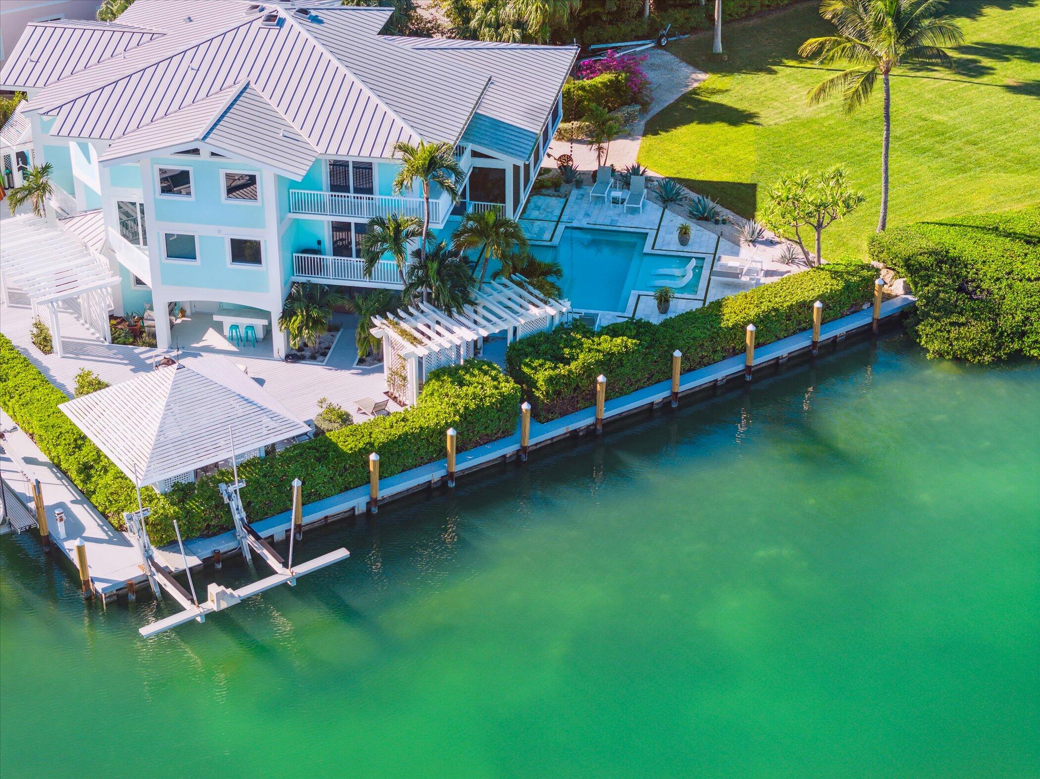 165 Bayview Drive, ISLAMORADA, Florida, 33036, United States, 6 Bedrooms Bedrooms, ,4 BathroomsBathrooms,Residential,For Sale,165 Bayview Drive,1676800