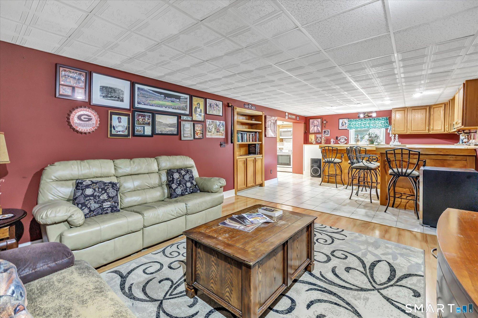 Shelton, Connecticut, 06484, United States, 4 Bedrooms Bedrooms, ,4 BathroomsBathrooms,Residential,For Sale,2049077