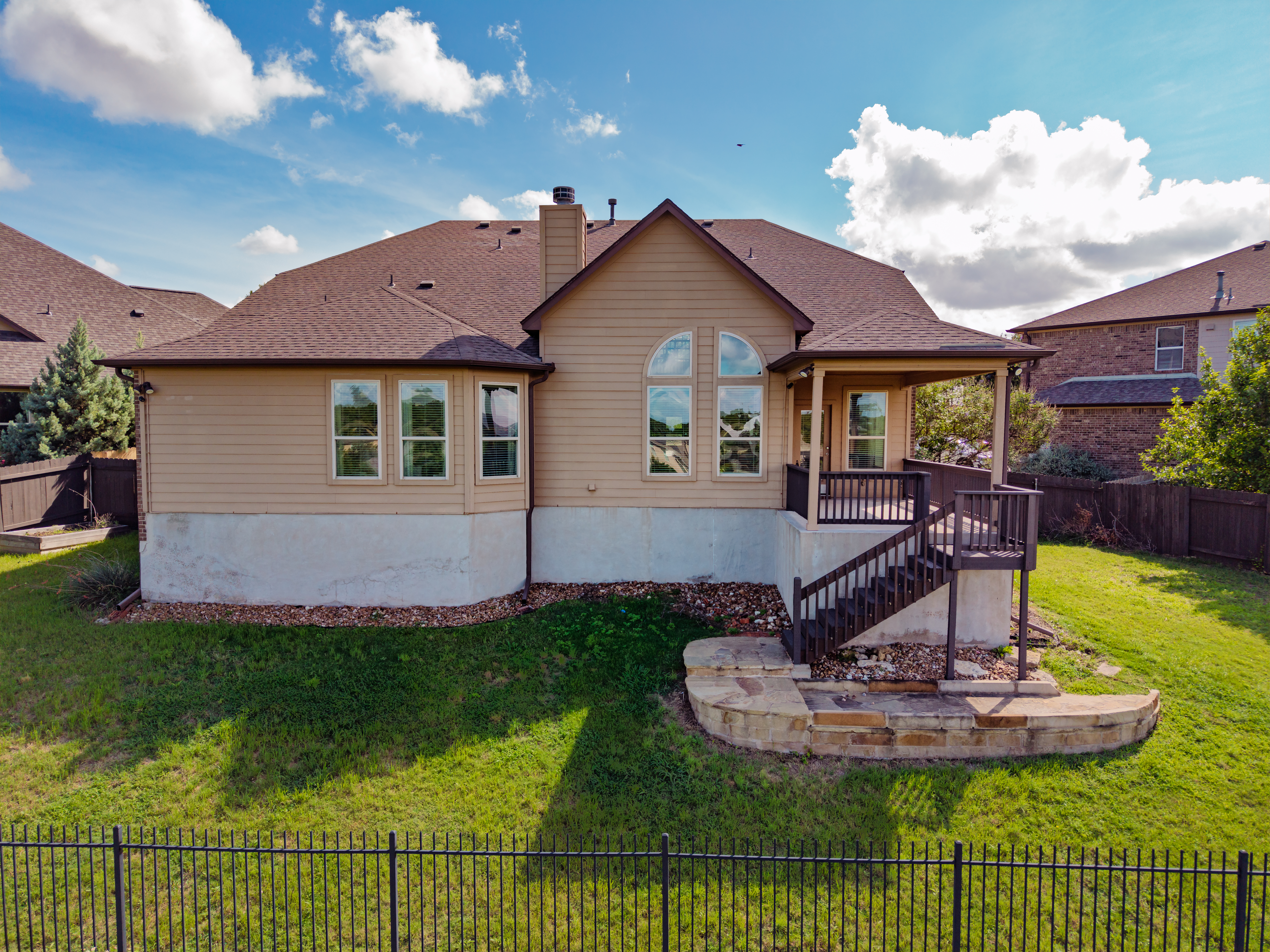  700 Ledge Stone Drive, Austin, TX 78737 - 物件實景