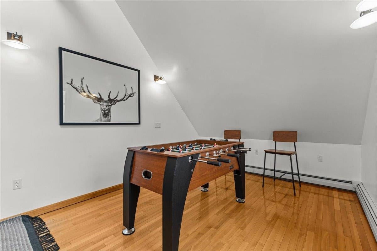 Stowe, Vermont, 05672, United States, 2 Bedrooms Bedrooms, ,1 BathroomBathrooms,Residential,For Sale,1746592