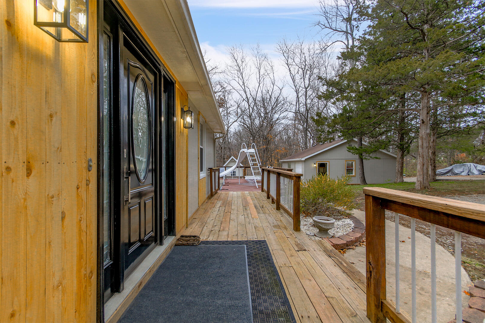 HARTSBURG, Missouri, 65039, United States, 5 Bedrooms Bedrooms, ,3 BathroomsBathrooms,Residential,For Sale,2049176