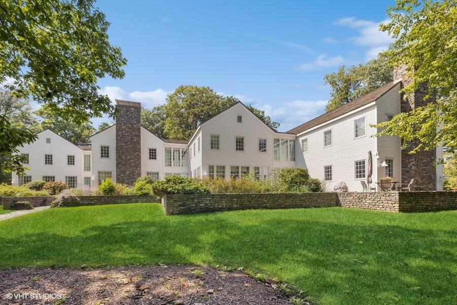 Lakeside, Michigan, 49116, United States, 3 Bedrooms Bedrooms, ,8 BathroomsBathrooms,Residential,For Sale,1785072