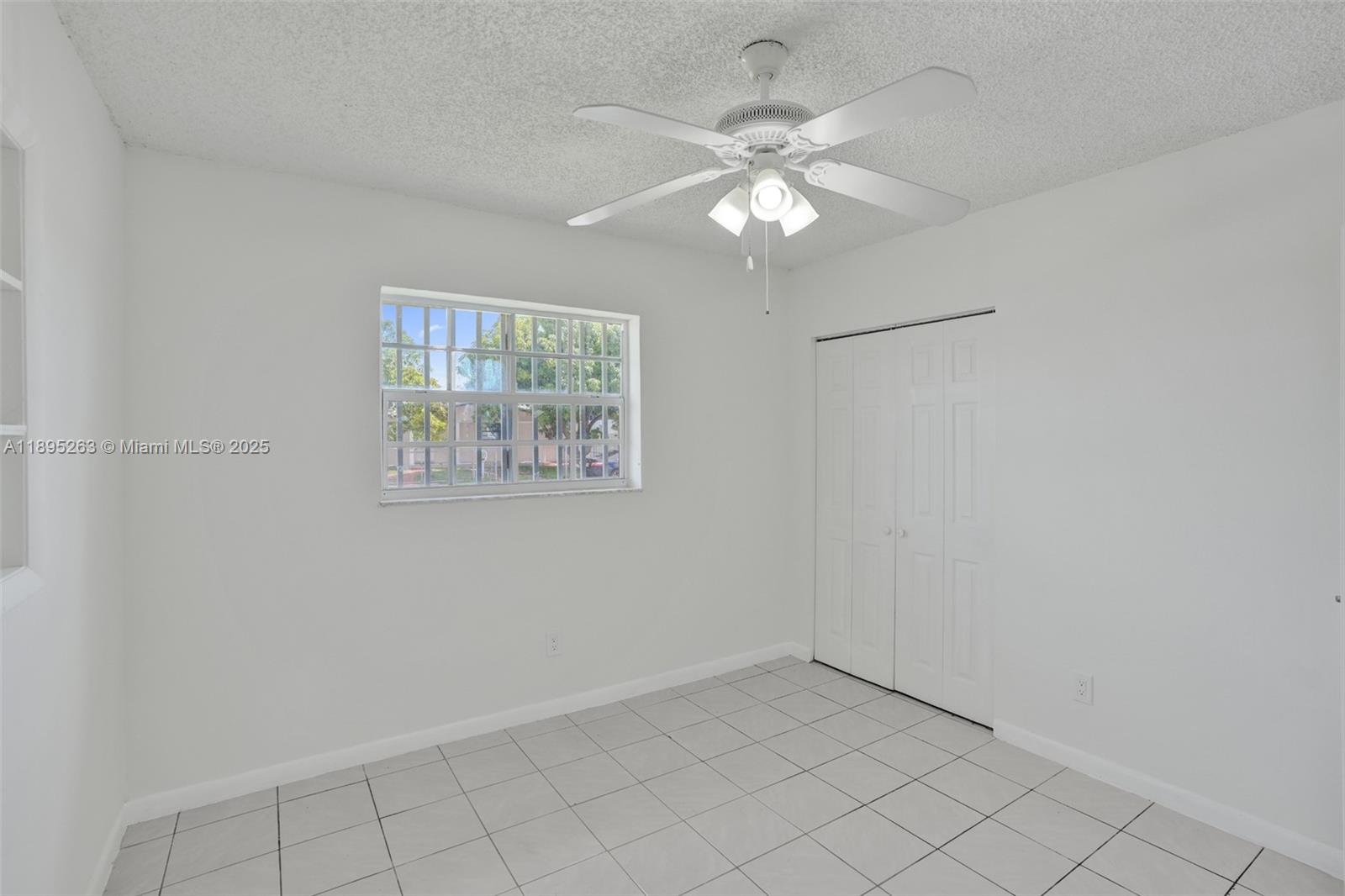 Miami, Florida, 33189, United States, 4 Bedrooms Bedrooms, ,2 BathroomsBathrooms,Residential,For Sale,1965129